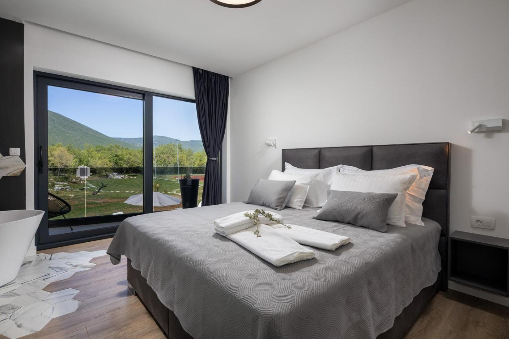 Villa Nella Foresta with private 66sqm heated pool, Whirlpool, Tennis court, Gym, Billiards, 4 en-suite bedrooms view 4
