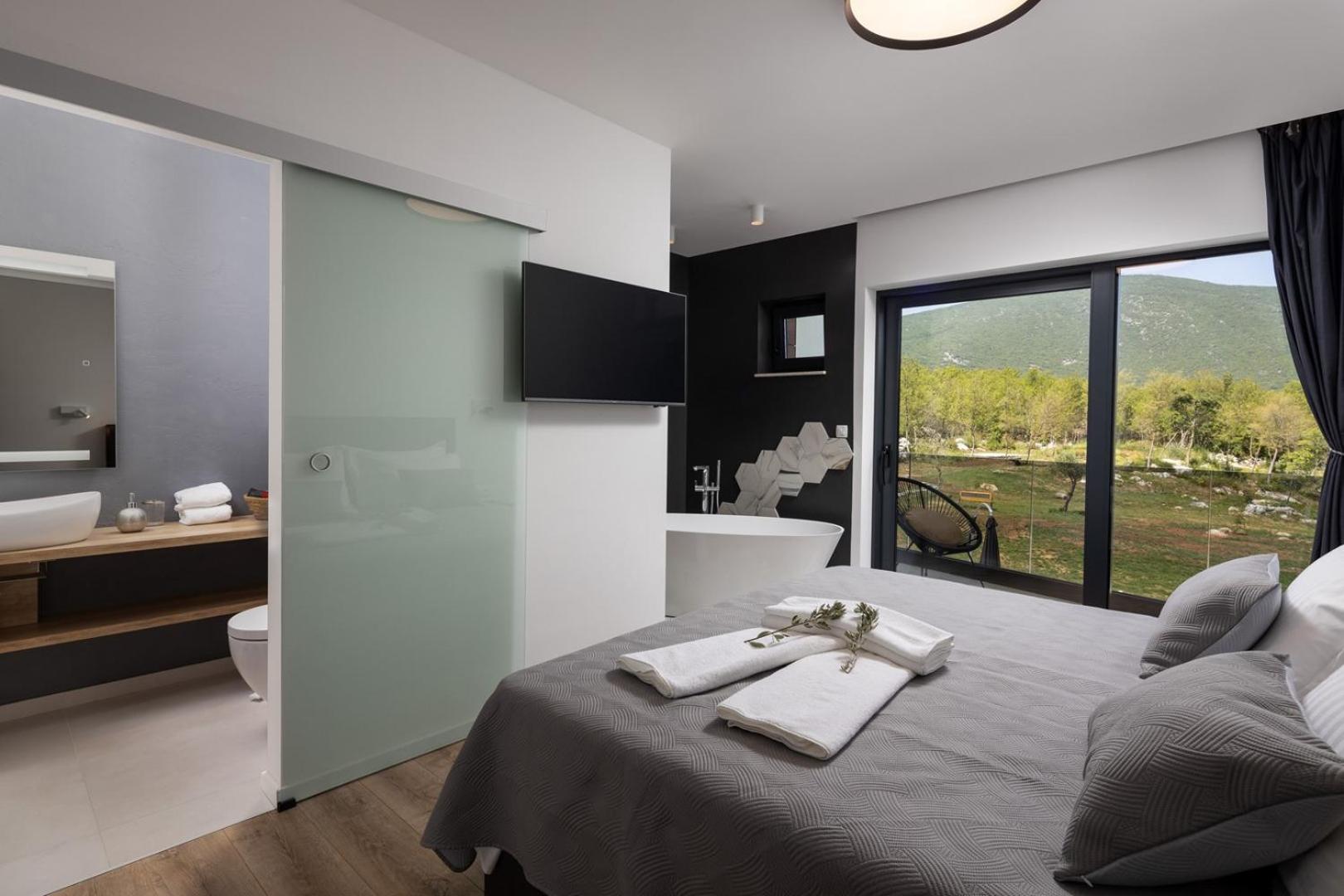 Villa Nella Foresta with private 66sqm heated pool, Whirlpool, Tennis court, Gym, Billiards, 4 en-suite bedrooms view 5