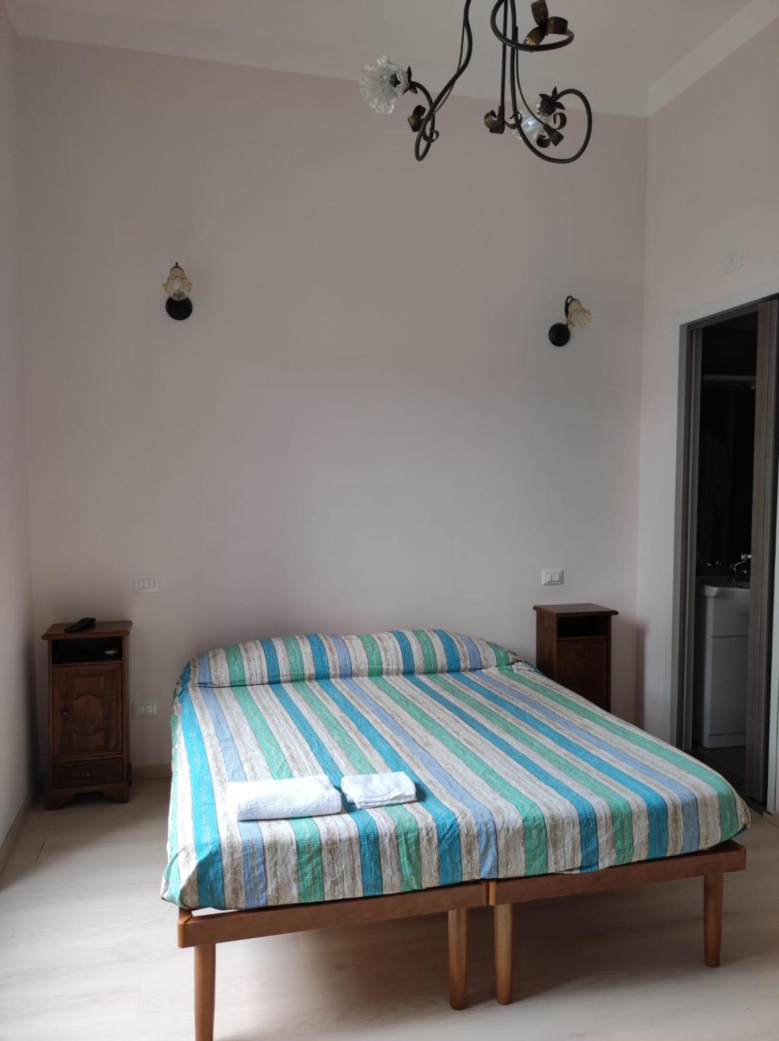 Fiuggiamo House
