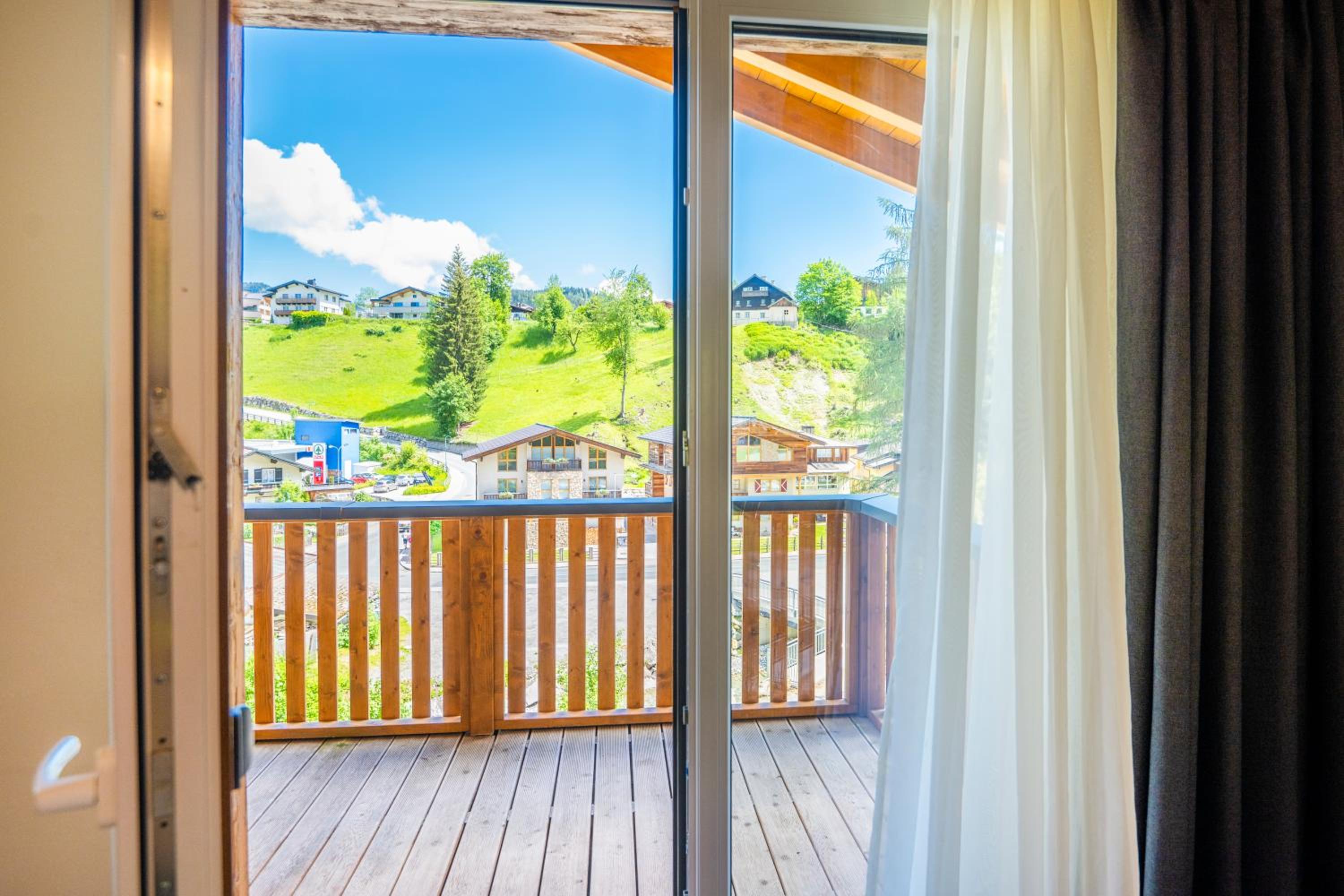 Chalet Dorf Wagrain Alpenleben by AlpenTravel