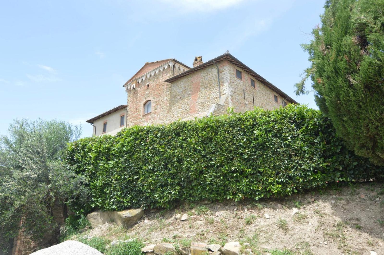 Photo 33