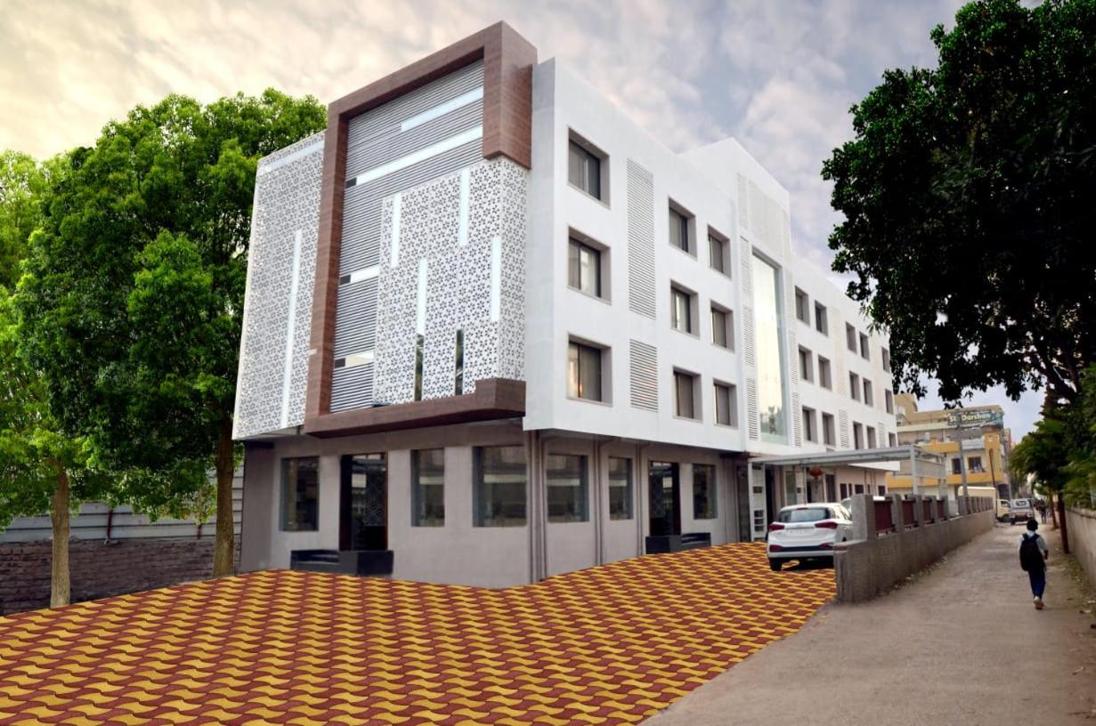 Shirdi Vacations - Hotel Dwarka Park - Property Image 3