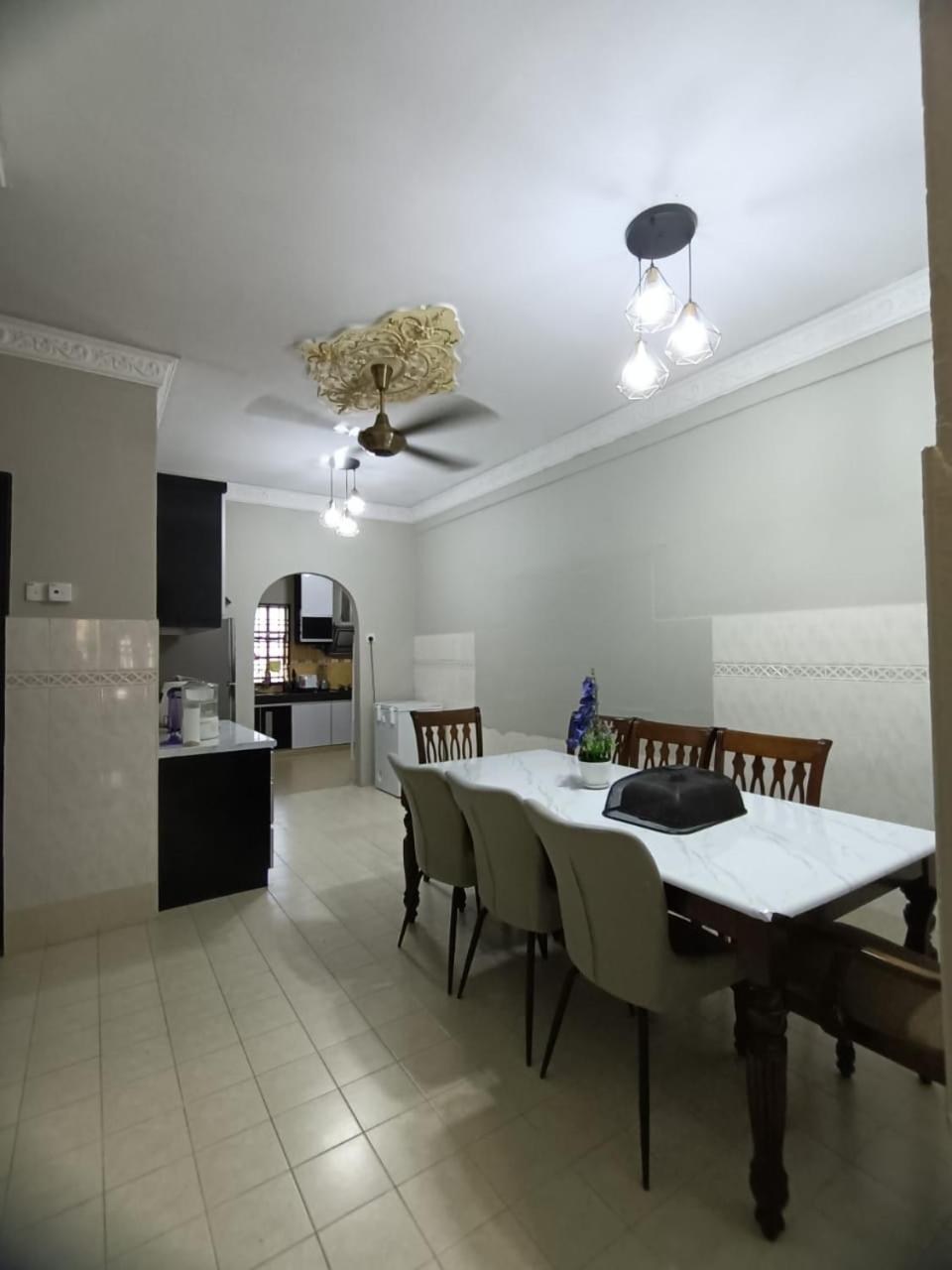 RUMAH RAISHA PRIVATE POOL photo 3
