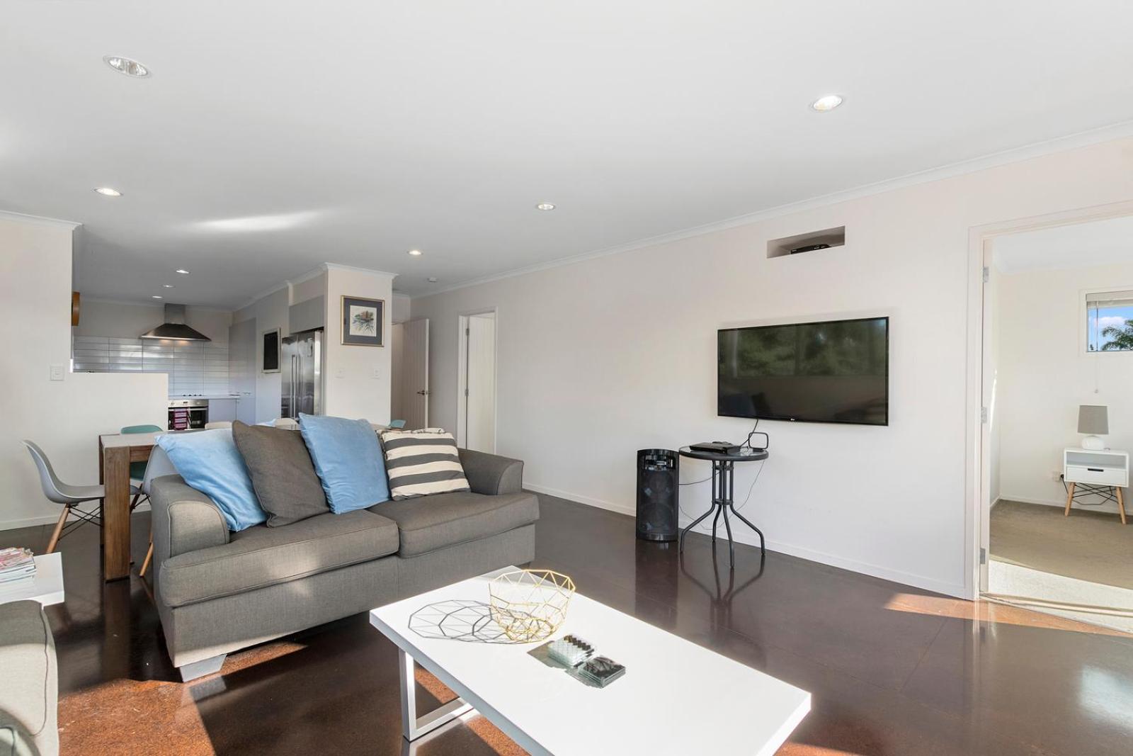 The Nautical Bach - Mangawhai Heads Holiday Home view 2