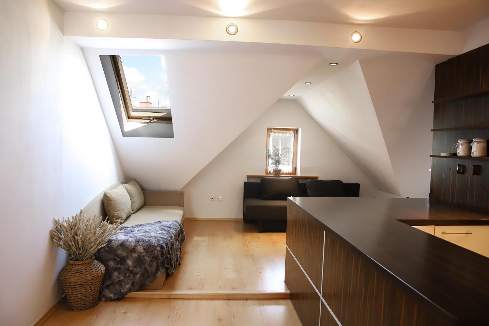 Lovely apartment in city Center of Jelenia Gora. view 2