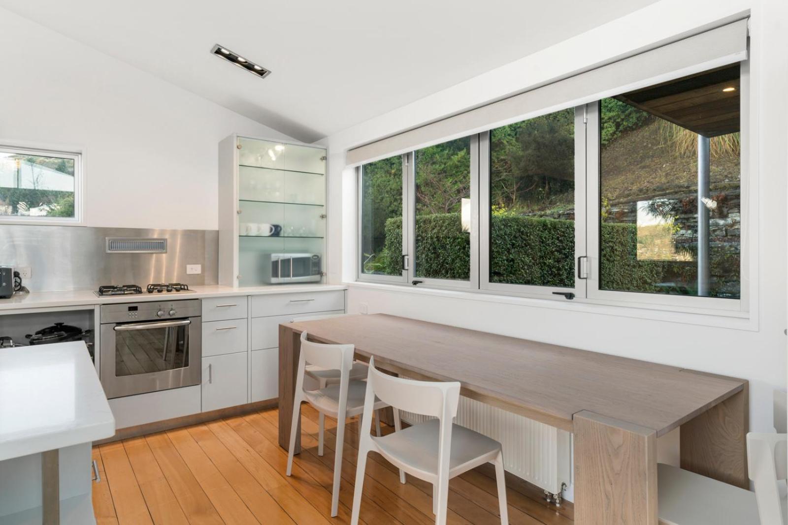 A Stunning Stay - Queenstown Holiday Home