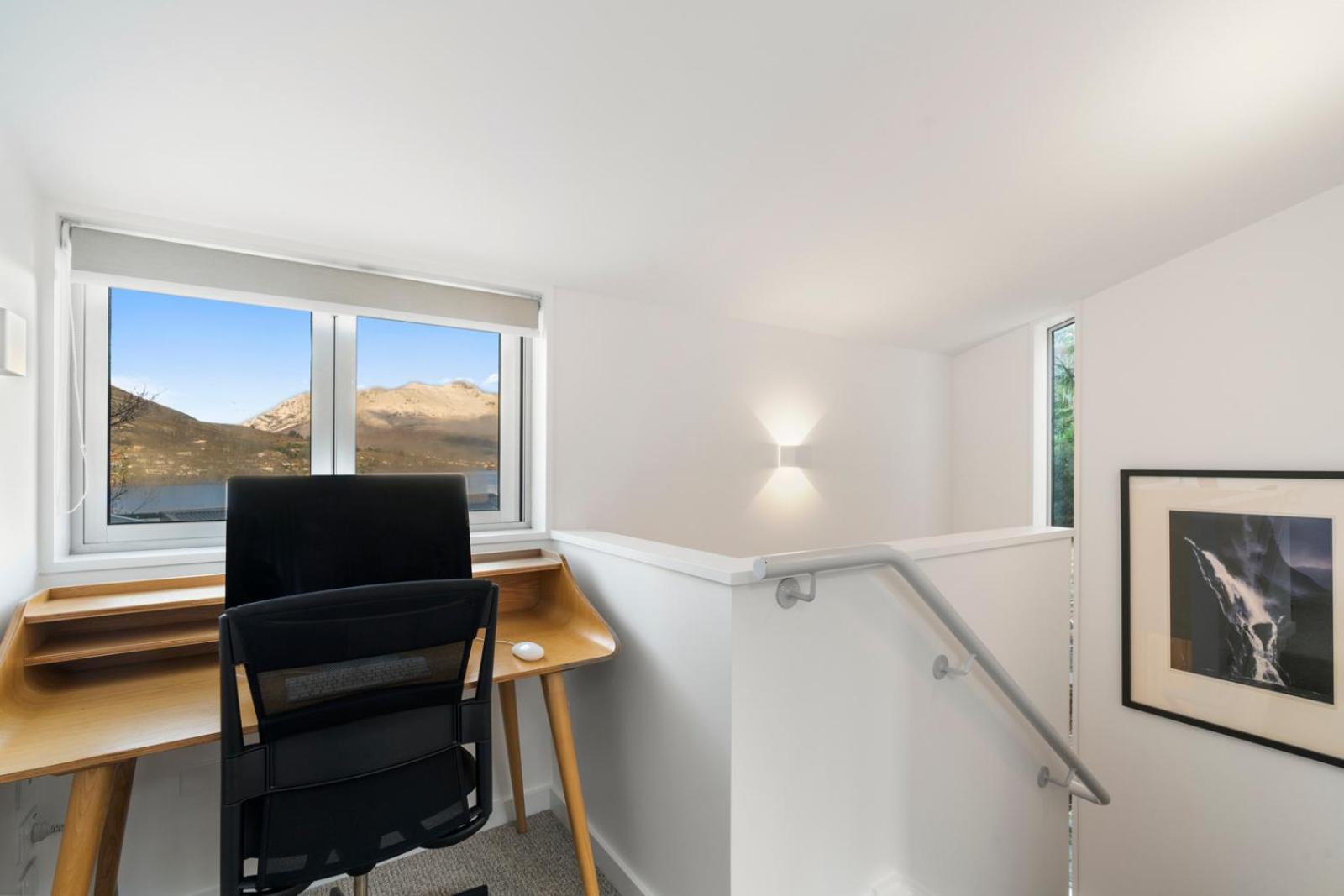 A Stunning Stay - Queenstown Holiday Home