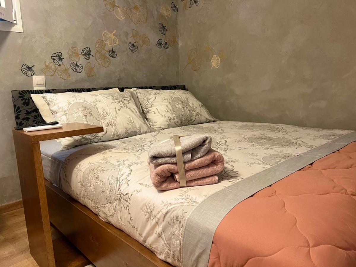 Cozy tiny apartment in the heart of Plaka