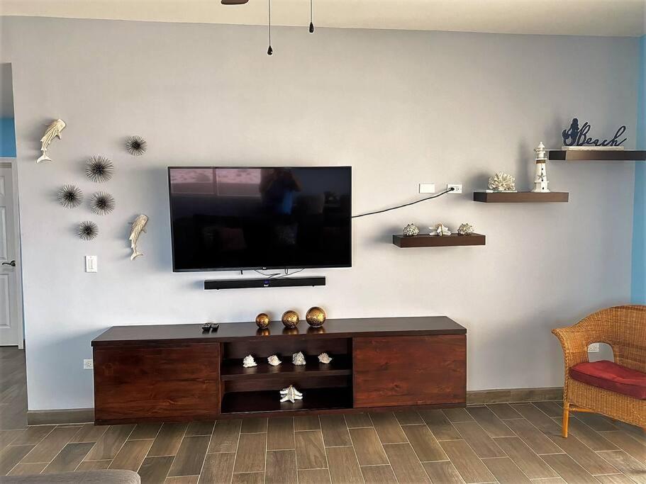 Beautiful Condo La Joya - Near Beach with Views