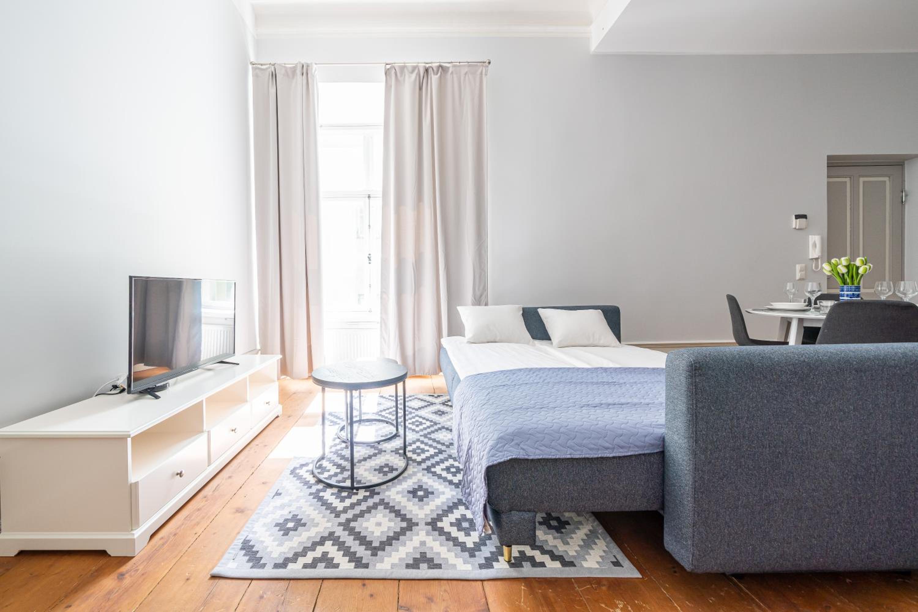 Tallinn Vacations - Old Town - Lai Apartment - Property Image 2