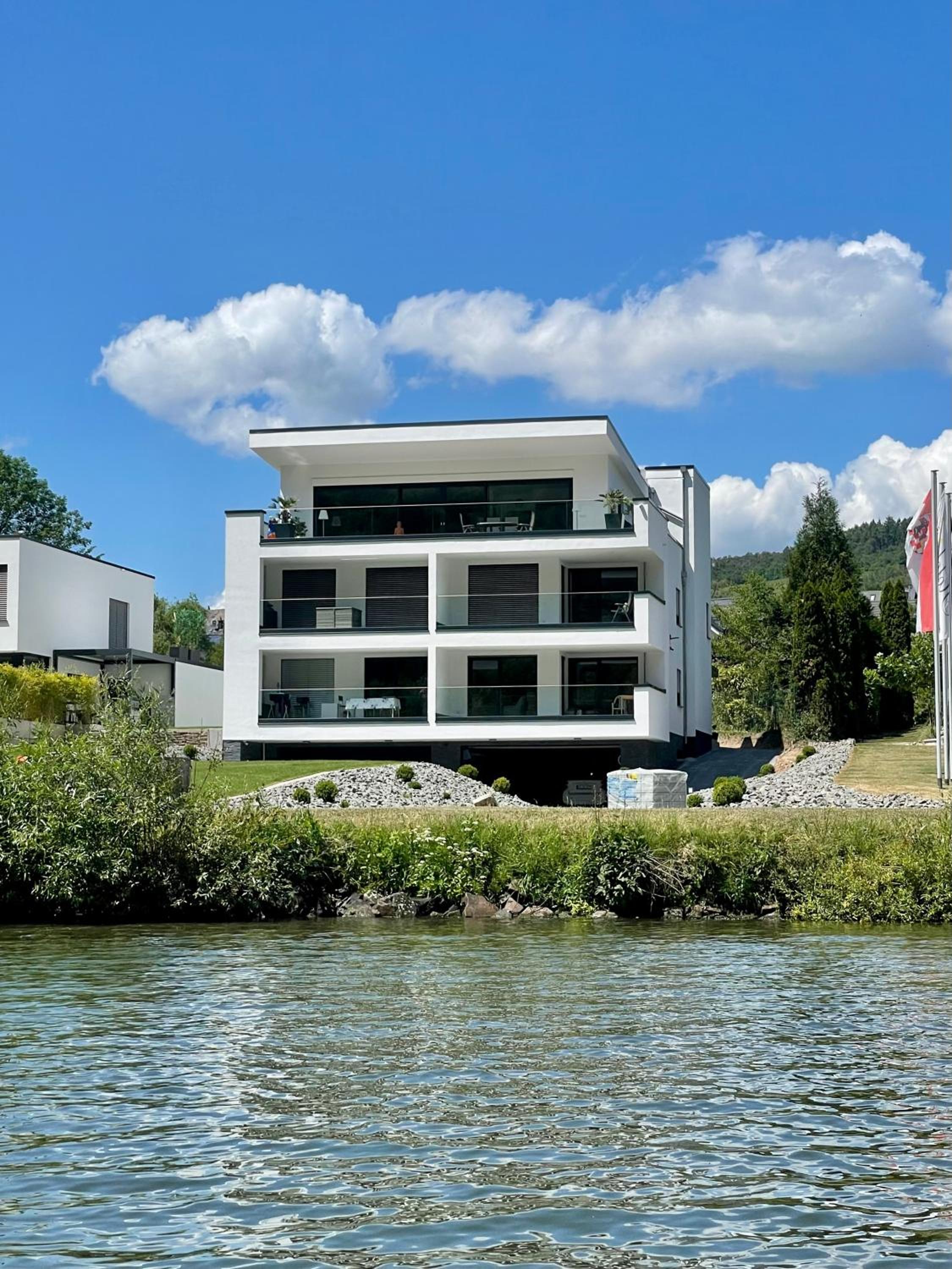 "Auslese 54" -Direkt am Moselufer- Gastezimmer  Ferienwohnung - Property Image 11