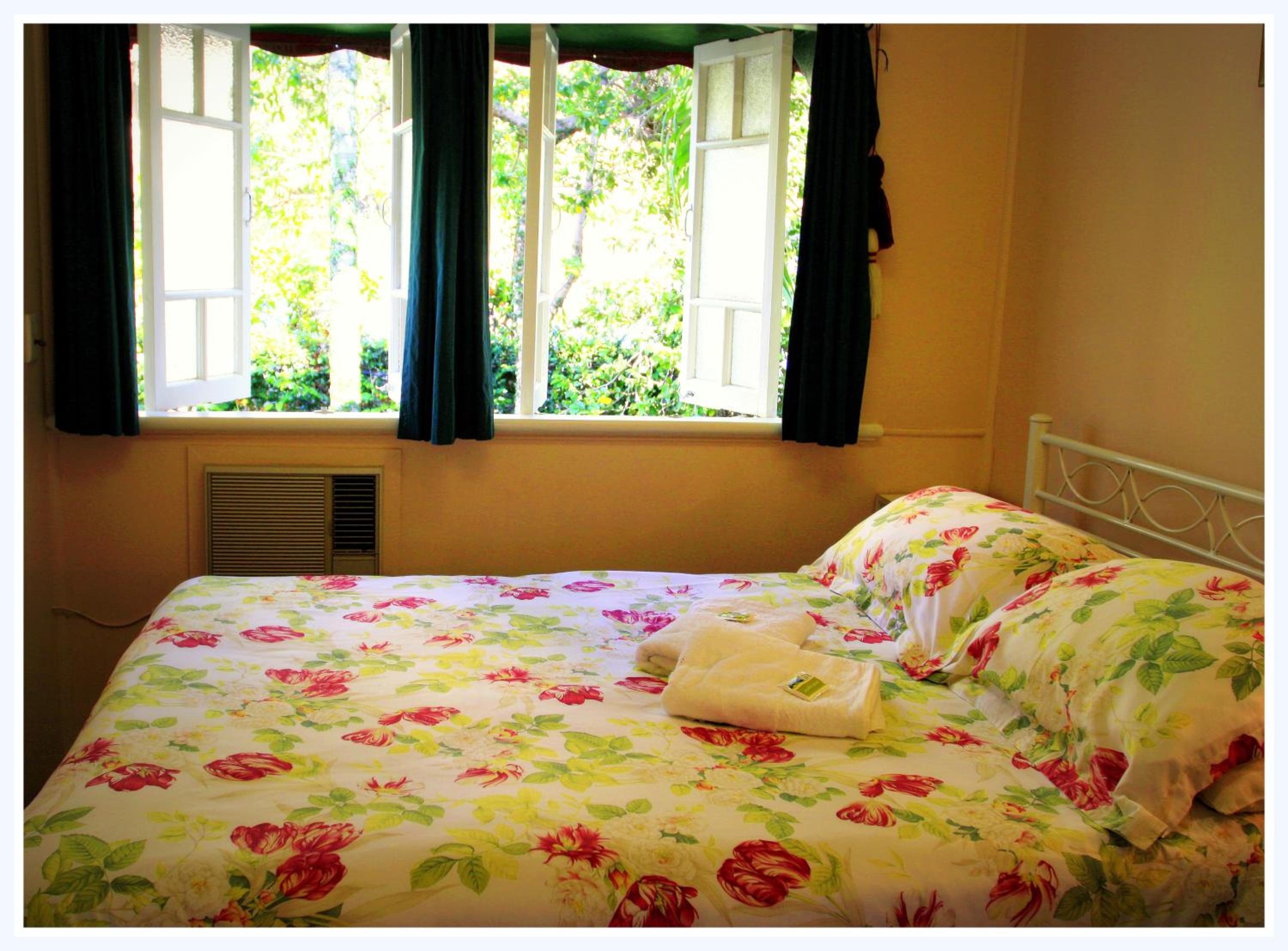 Coral Lodge Bed and Breakfast Inn