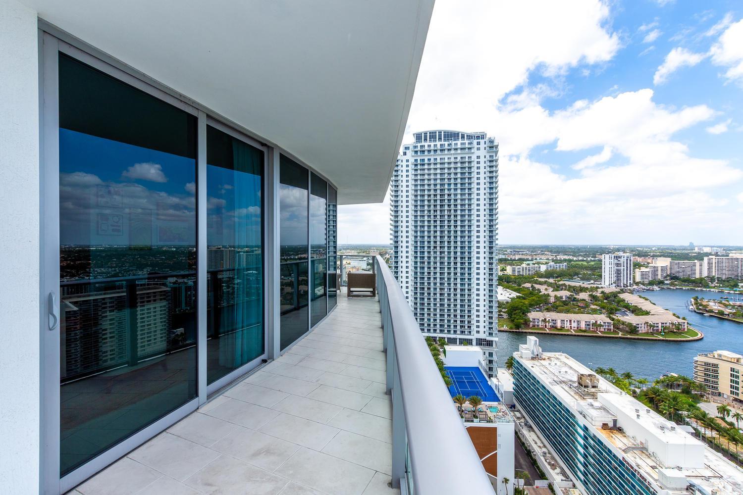 Amazing apartments at Lyfe Resort & Residences