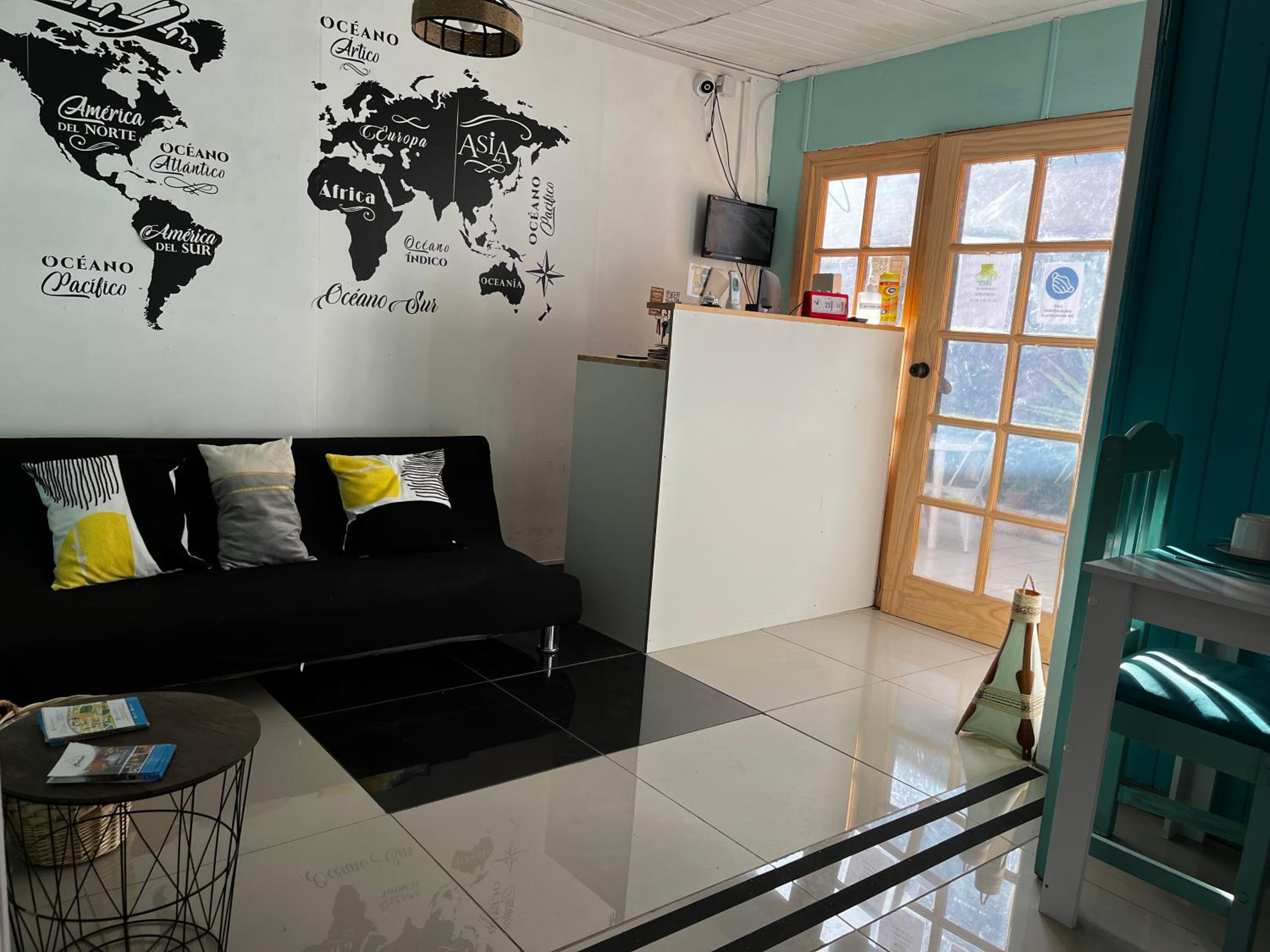 Hostal Avenue