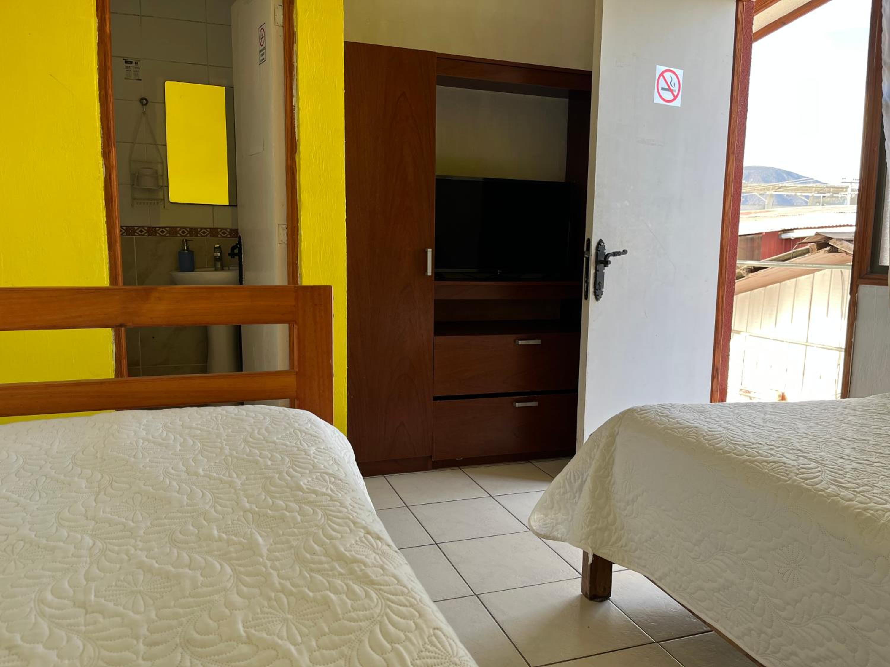Hostal Avenue