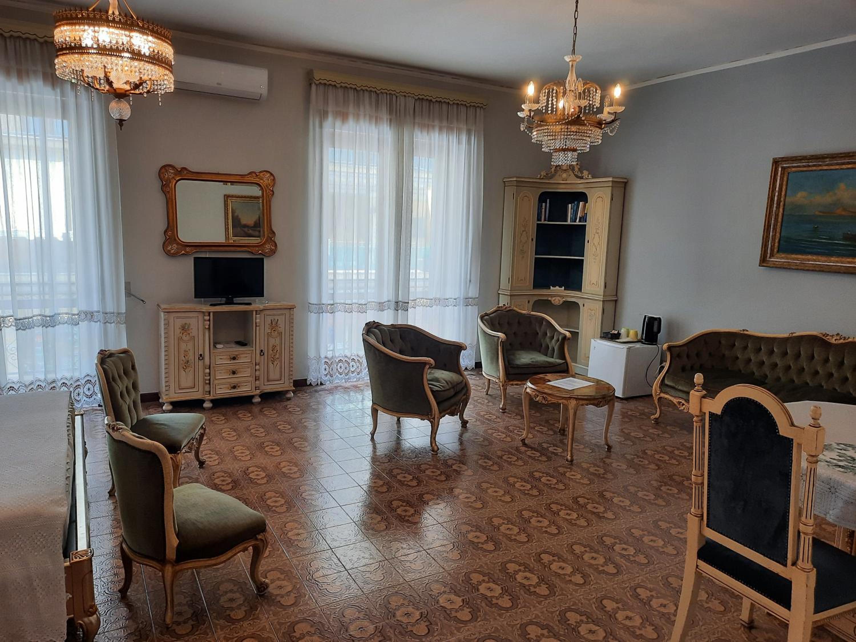 lounge