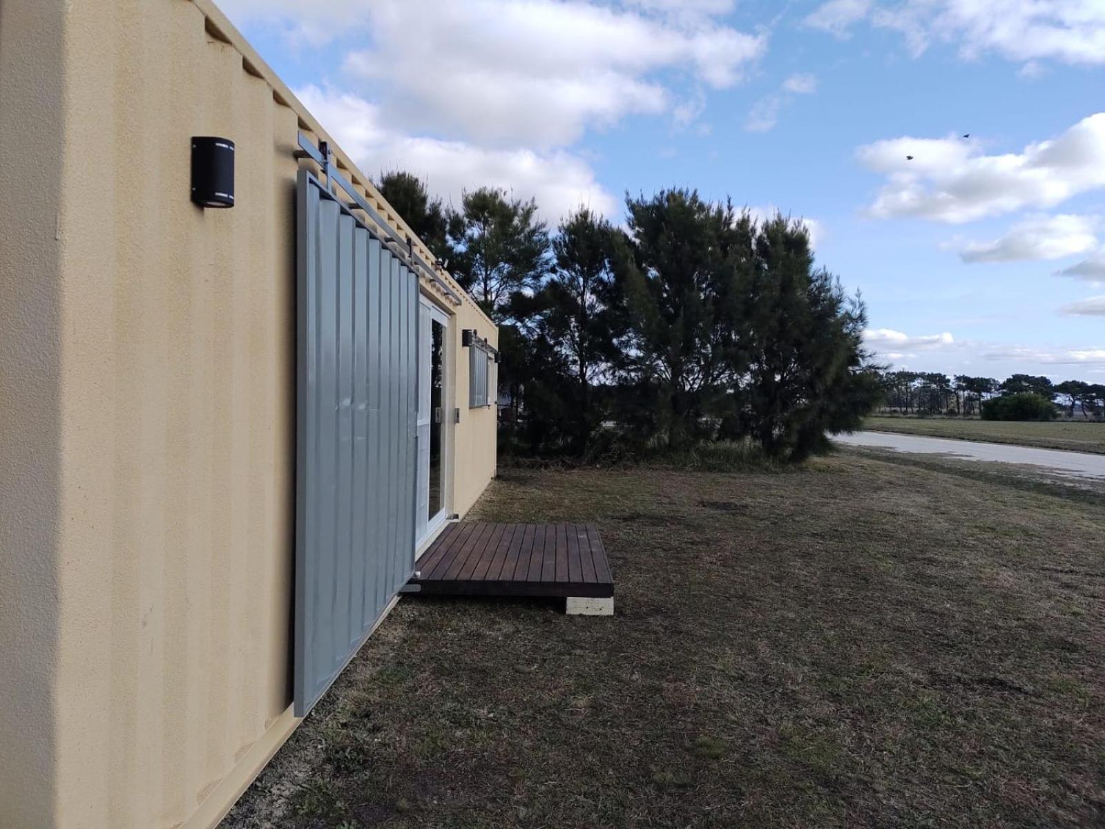 Casas Containers - Barrio Los Teros con pileta compartida - Santa Clara del Mar