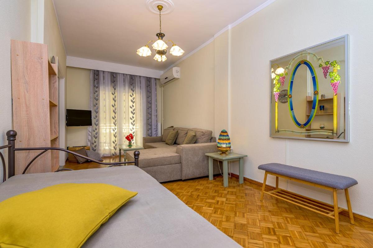 Athanasia's Central Home view 4