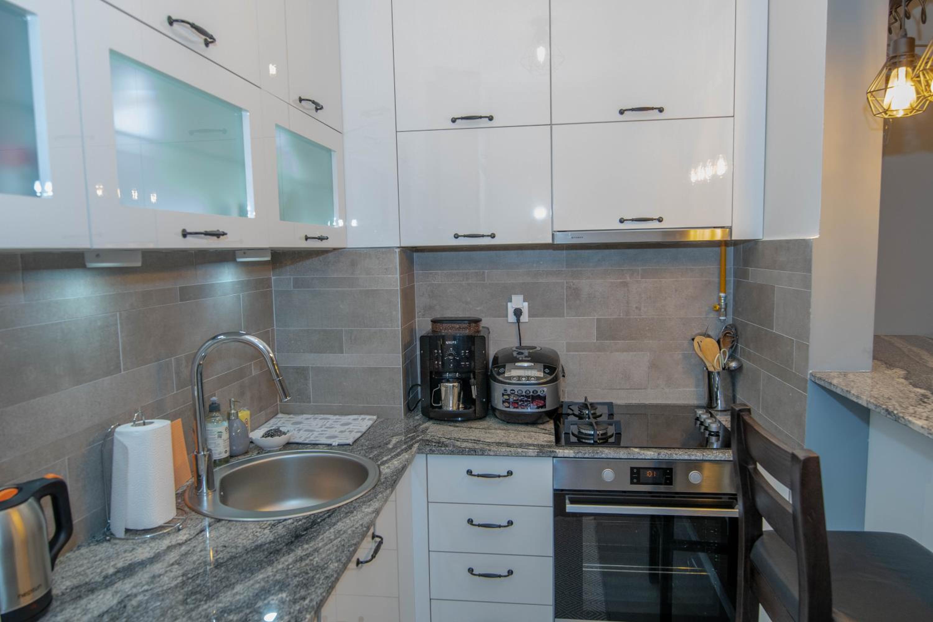 Athena Apartman
