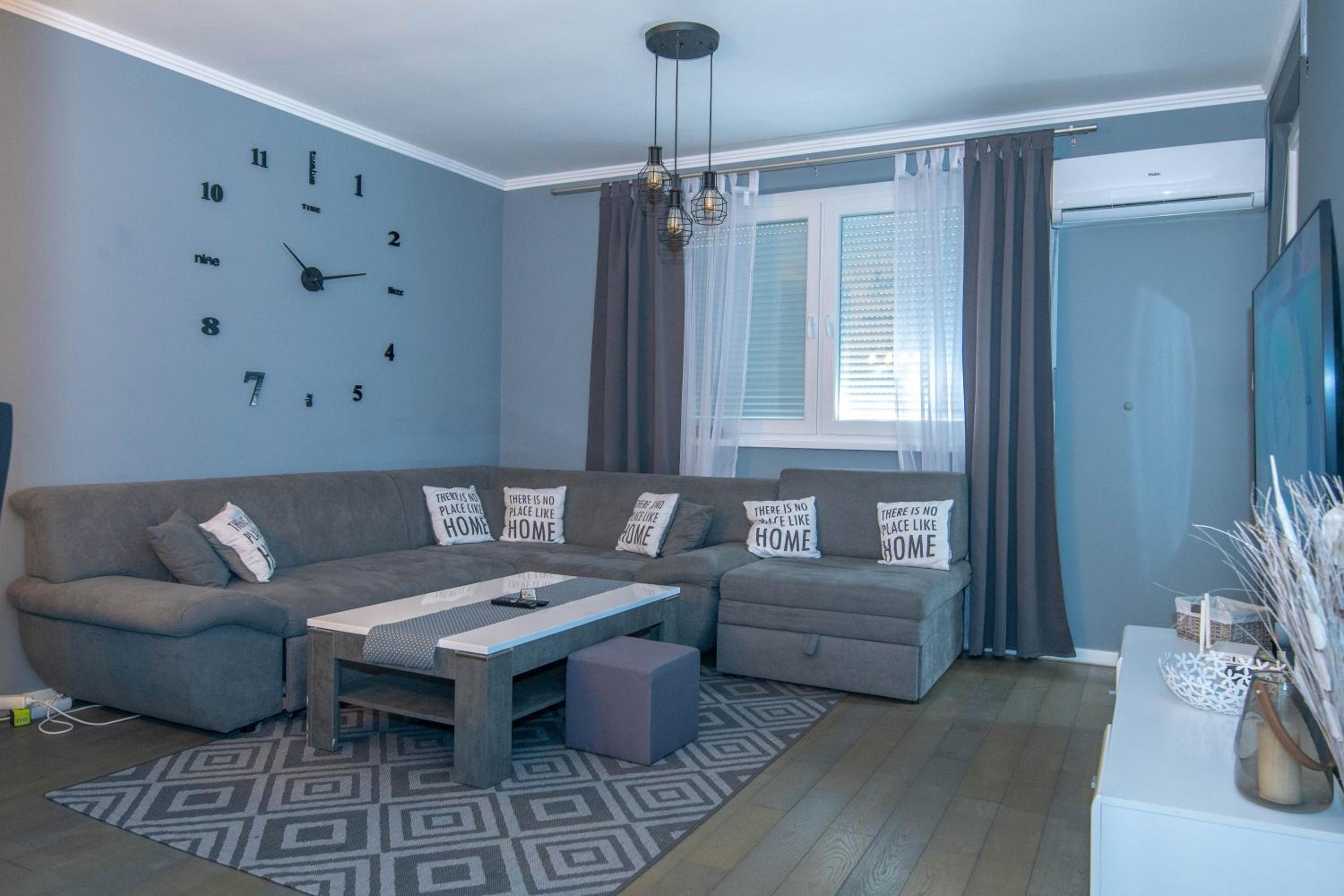 Athena Apartman