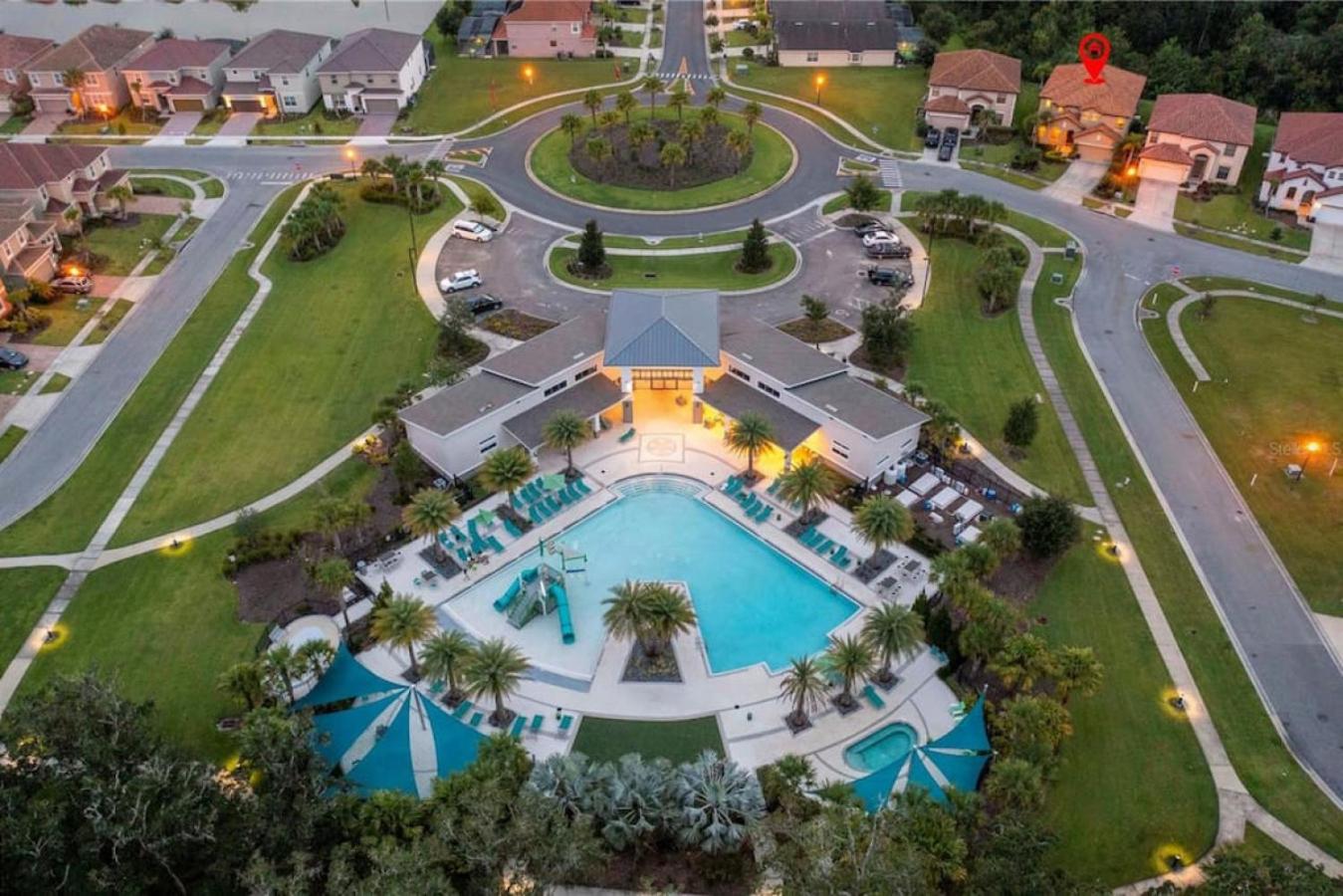 Veranda Palm Villa w Pool Game room near Disney