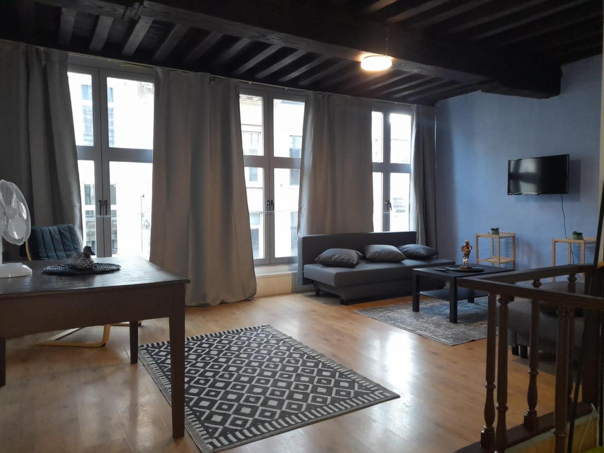 Blue apartment in the old town view 5