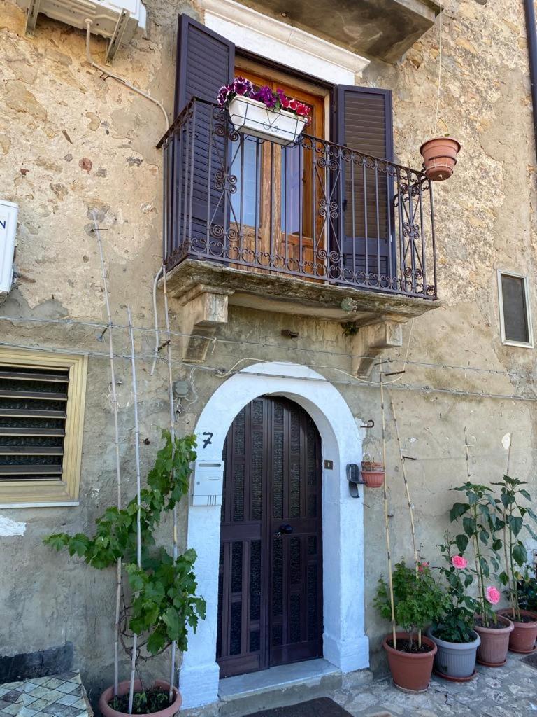 casa sulla roccia view 2