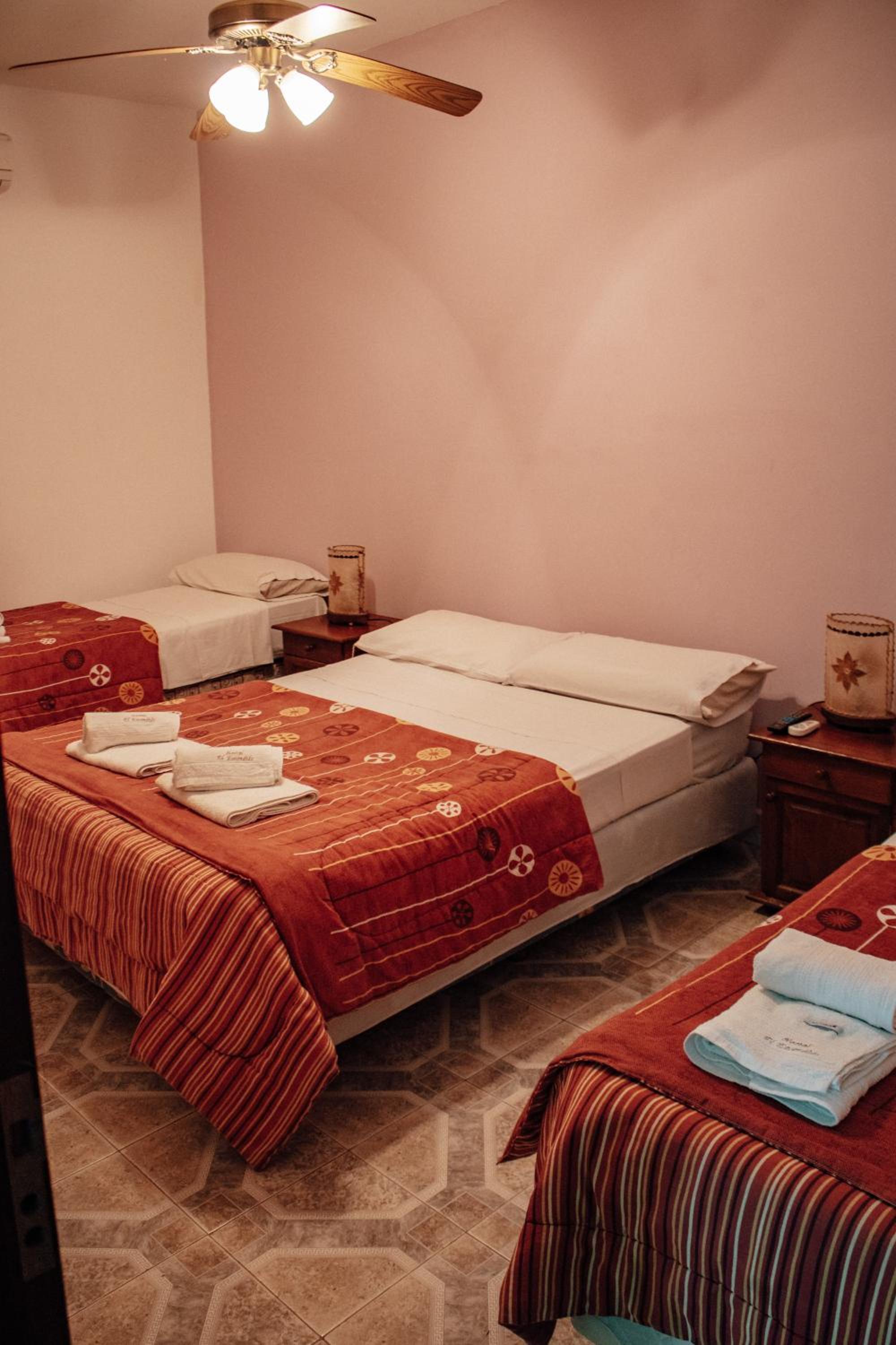 Cabañas y Hostal Las Marias