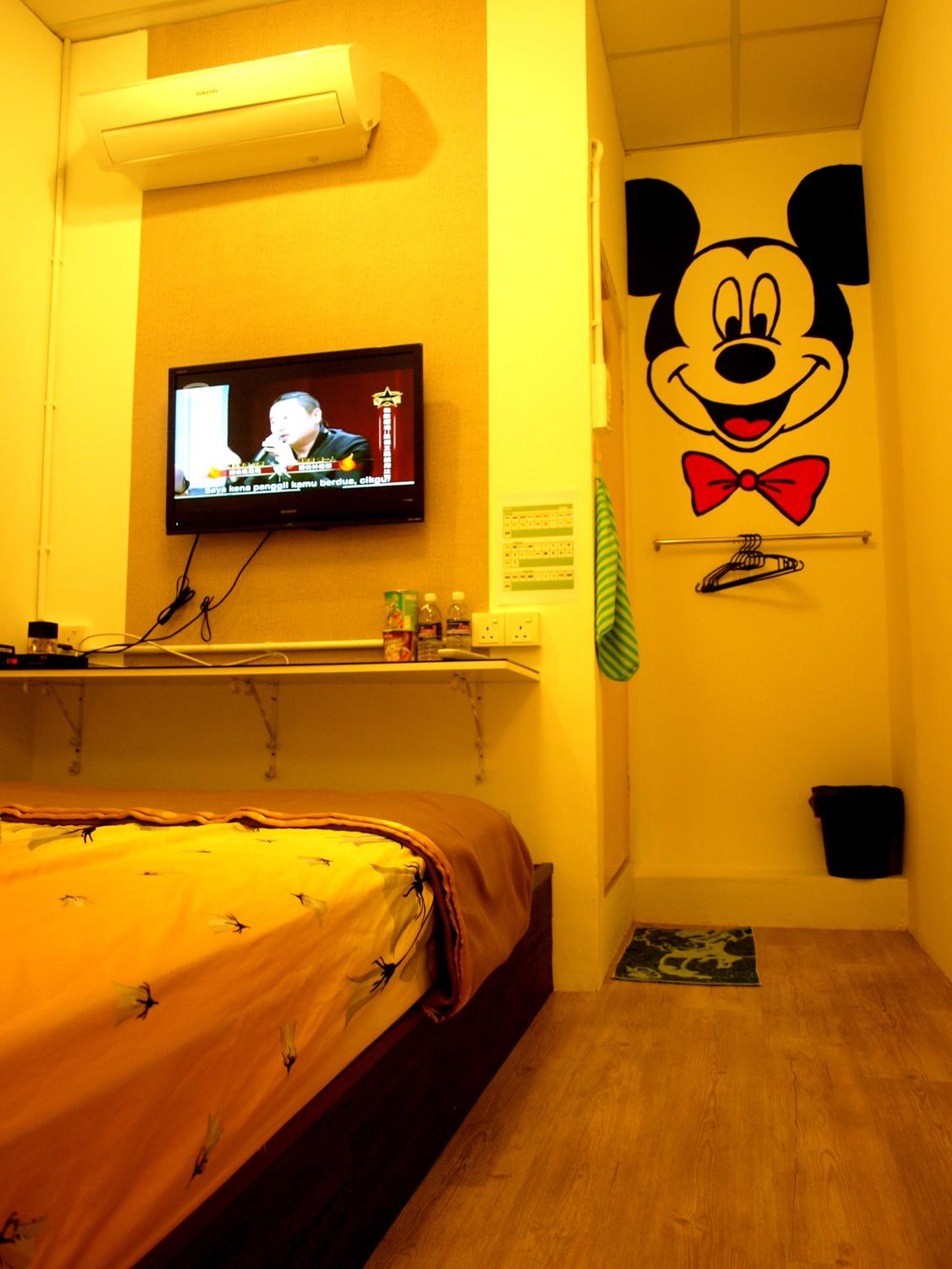 Photo 33