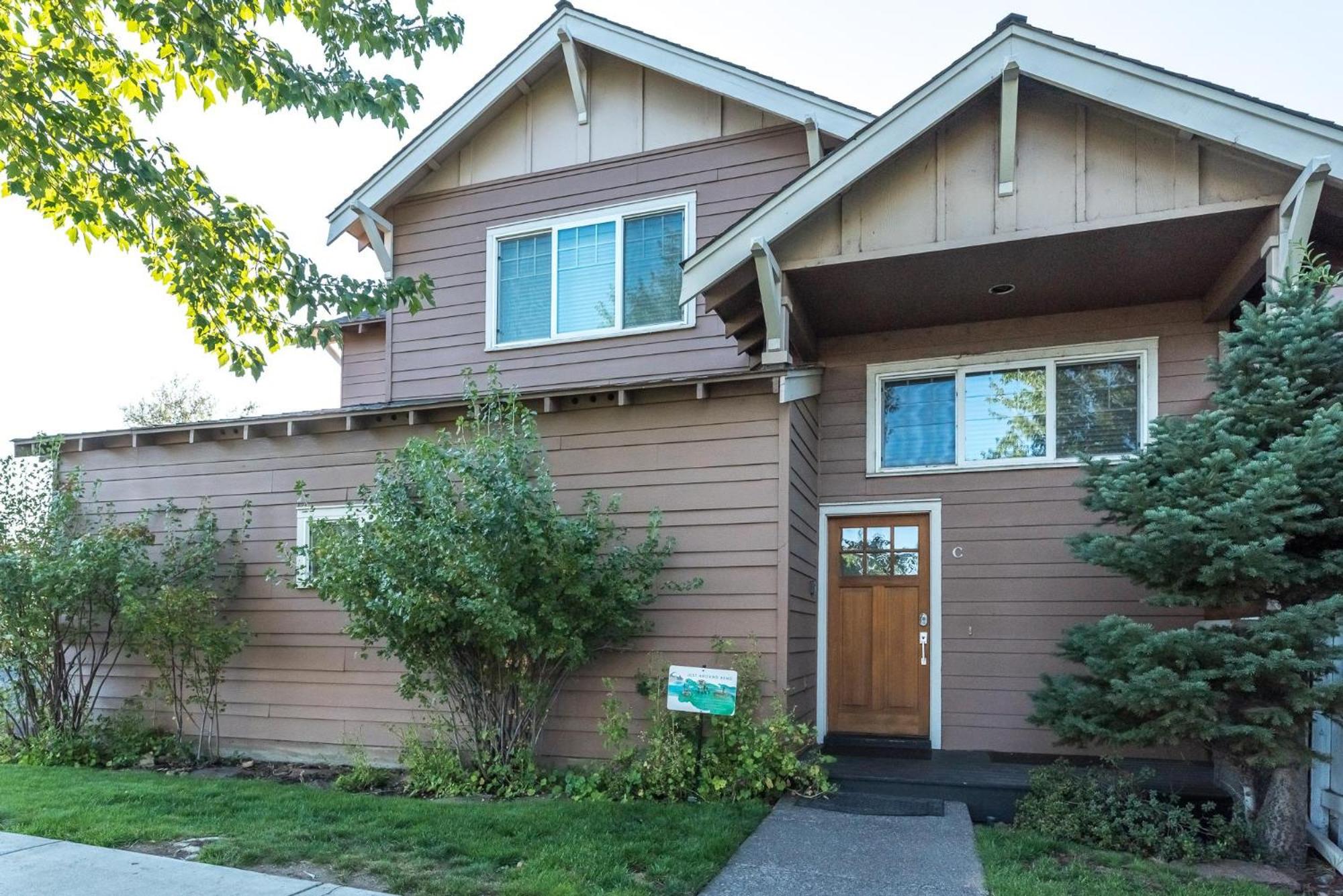 Hotel Deschutes Nest - Image 1