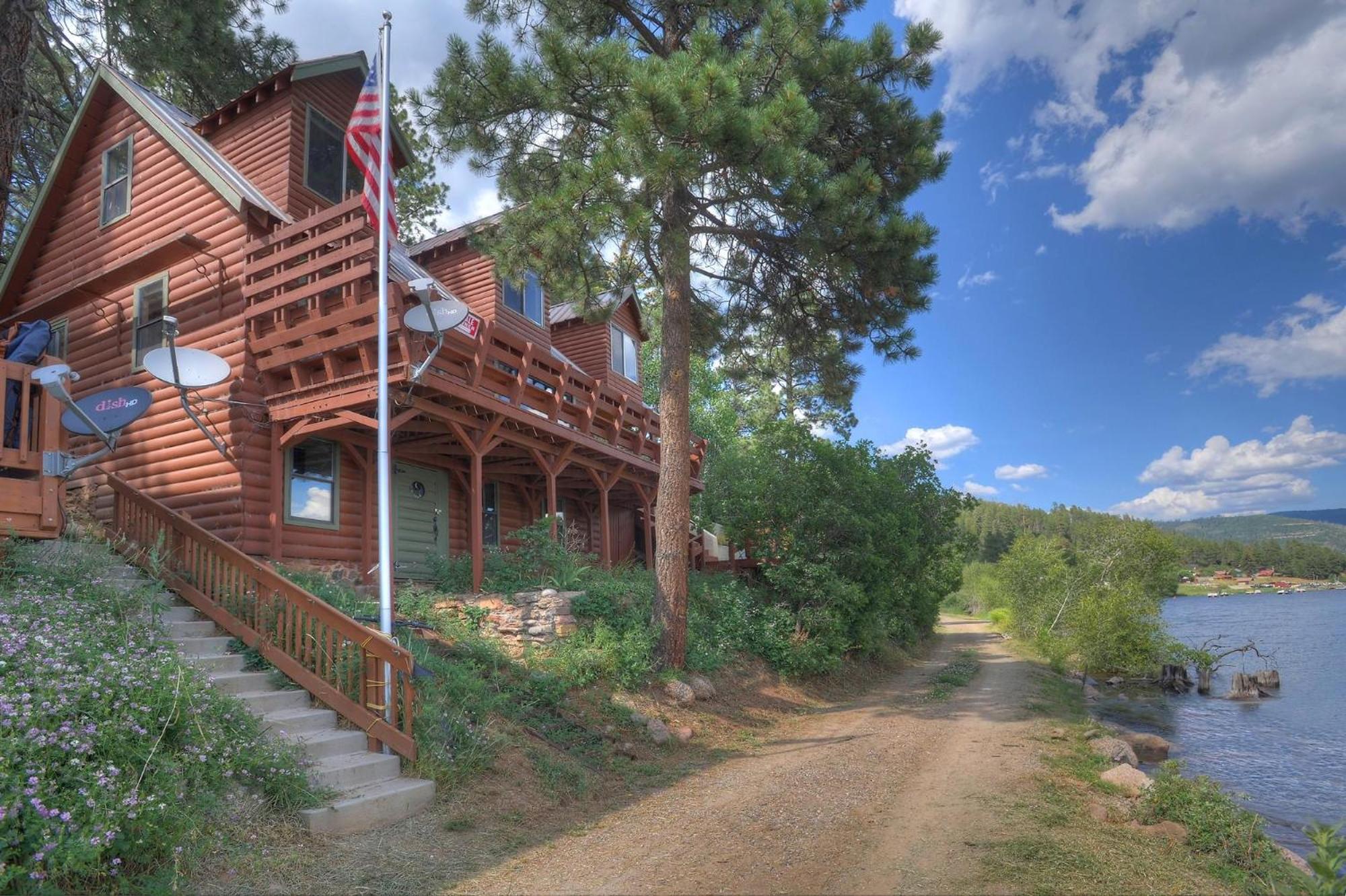 Waters Edge Cabin on Vallecito Lake in Bayfield CO view 2