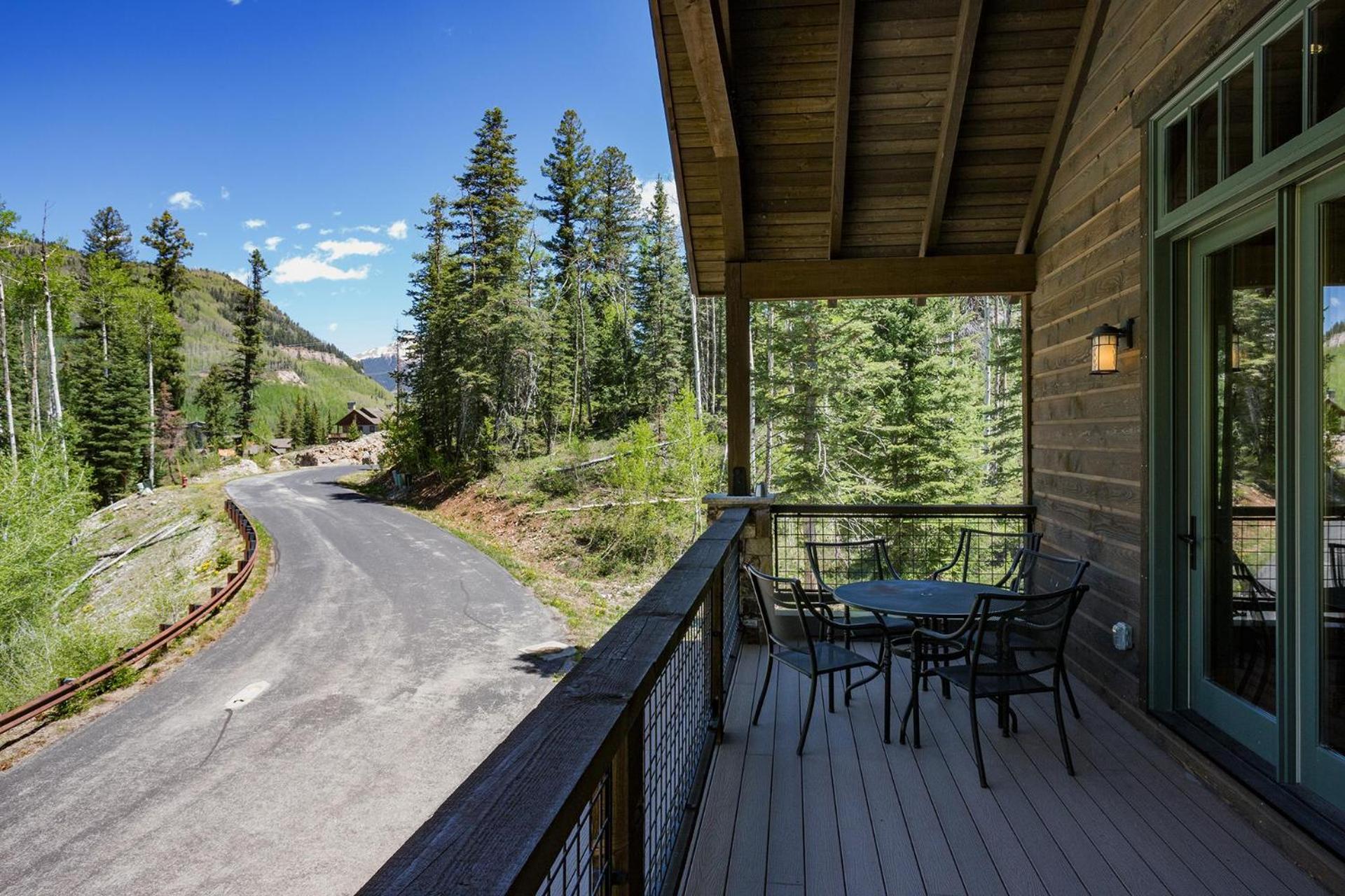 190 Engineer Drive view 4