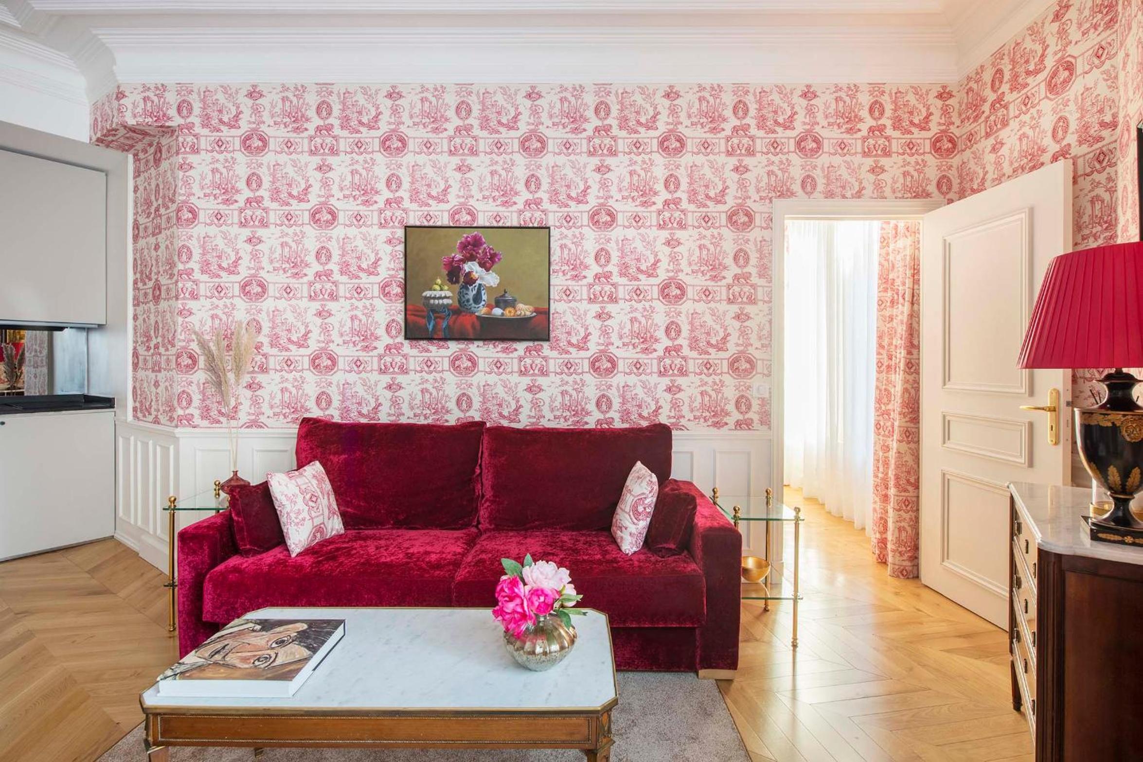 LE BEAU MARAIS - Luxury Apartments, AIR COND, LIFT
