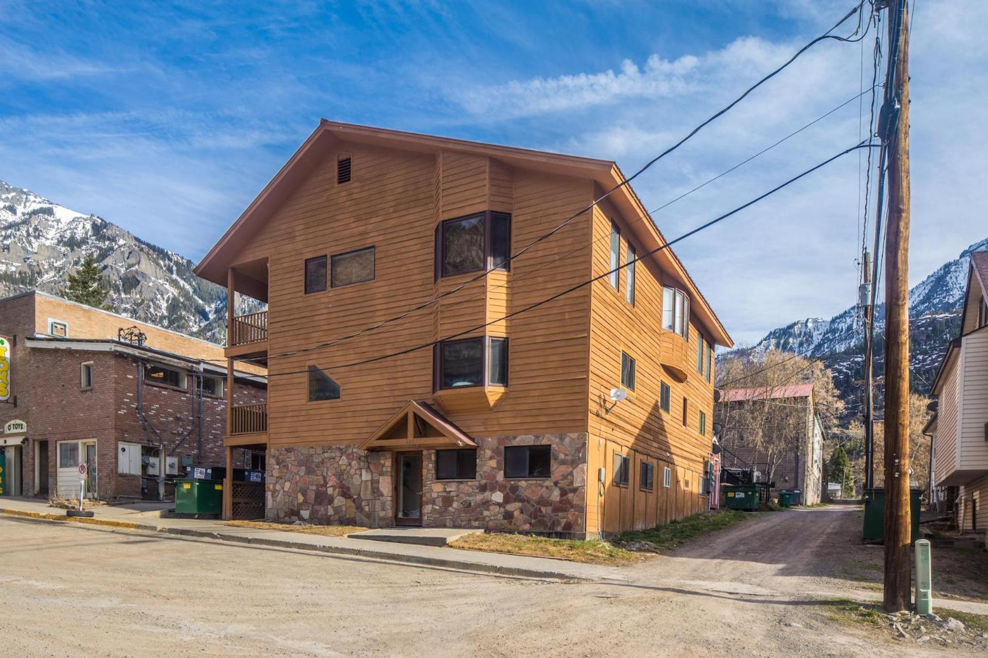 225 6th Avenue Unit 3 view 3