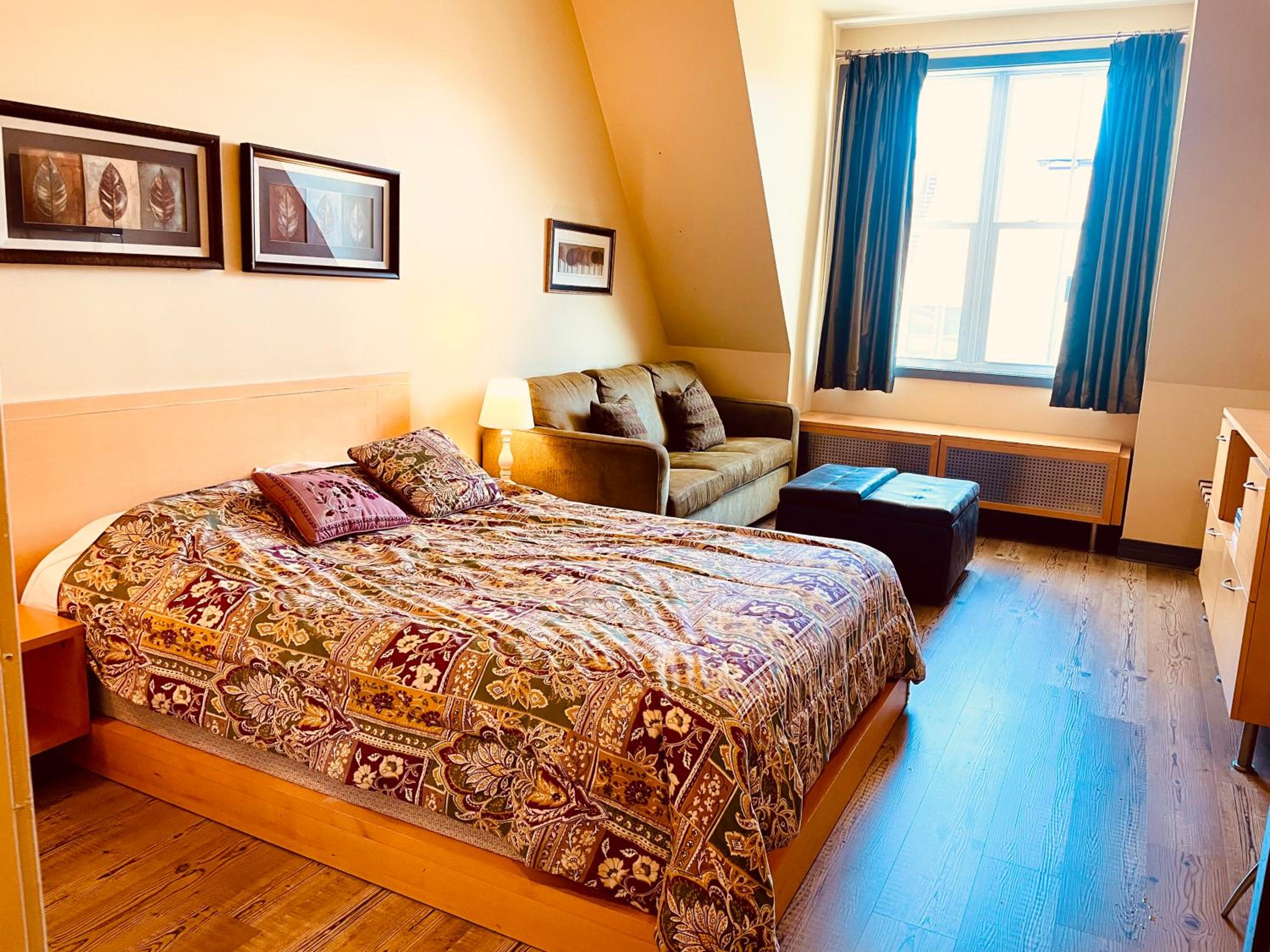 Hotel Ski In/Out (In The Village Close To Everything) - Image 1