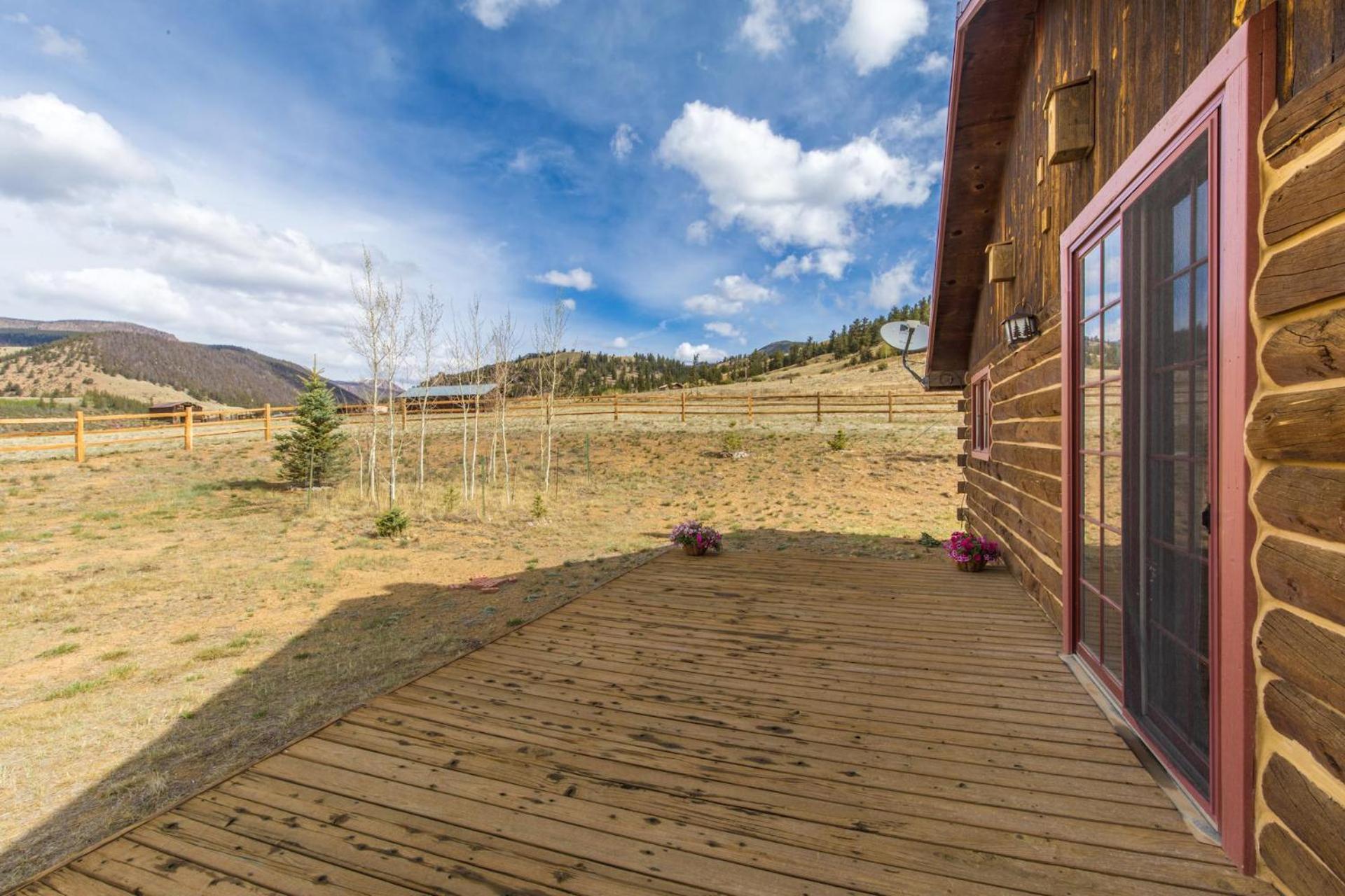 Meadow View Cabin