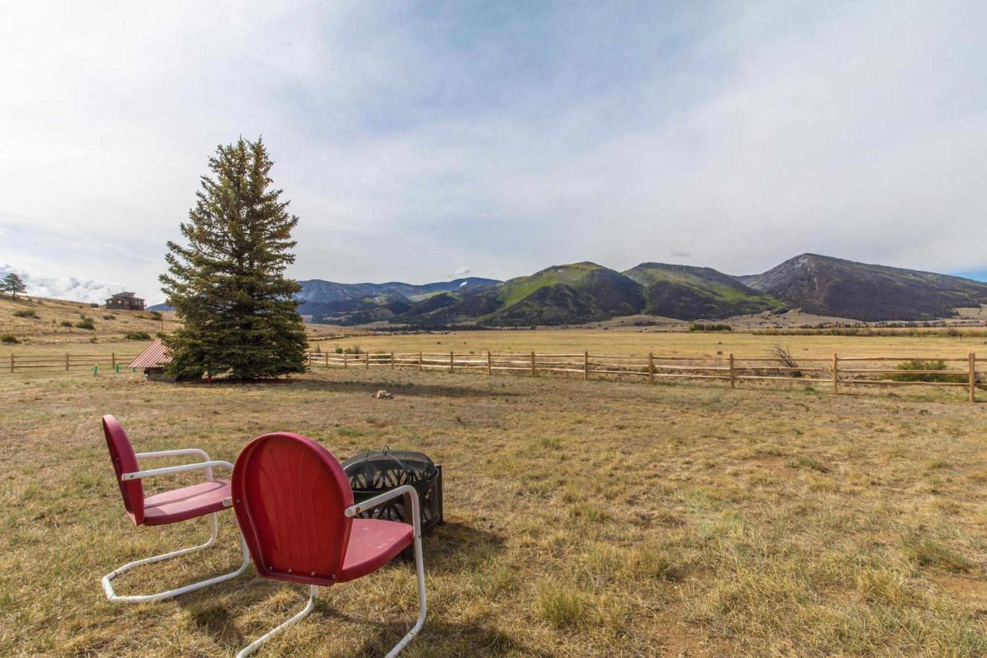 Meadow View Cabin