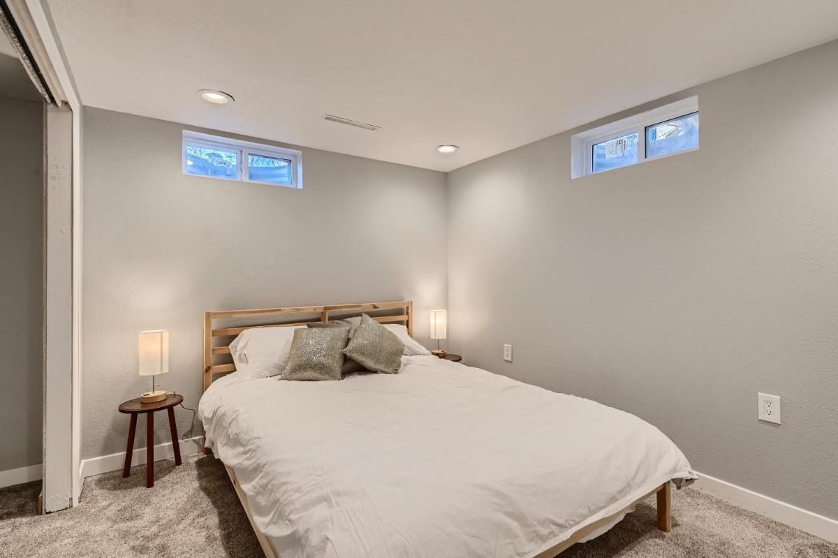 1808 Collyer St view 5