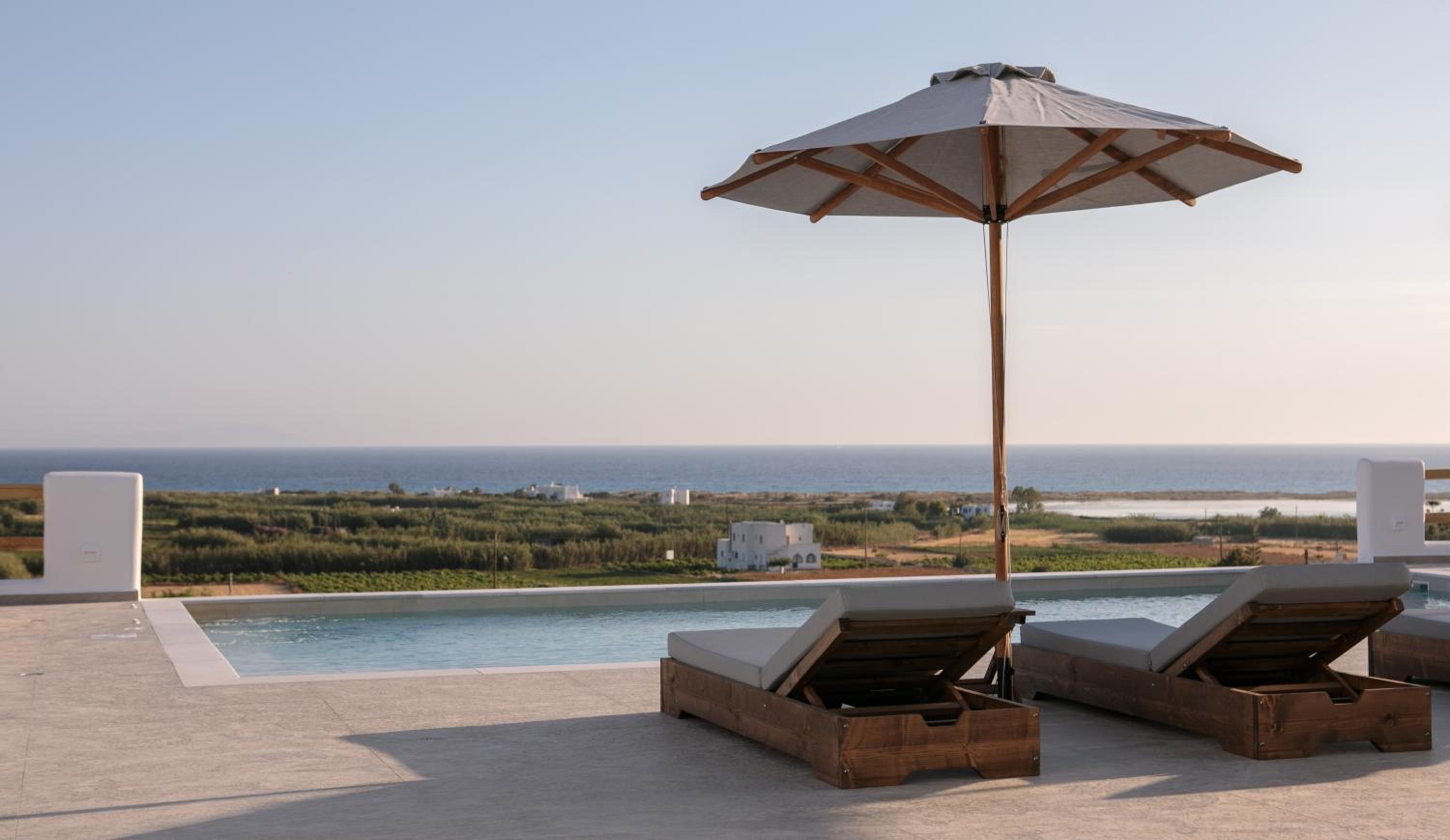 Naxos Earth Suites