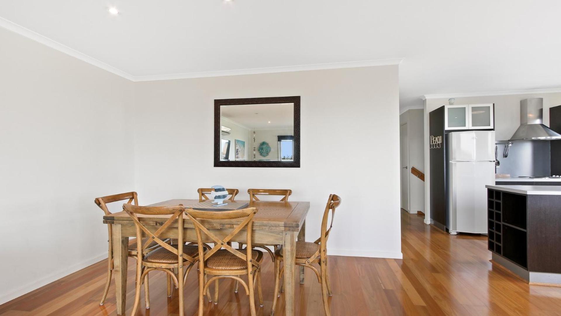 Shore Thing - Spacious Retreat for 15 Guests