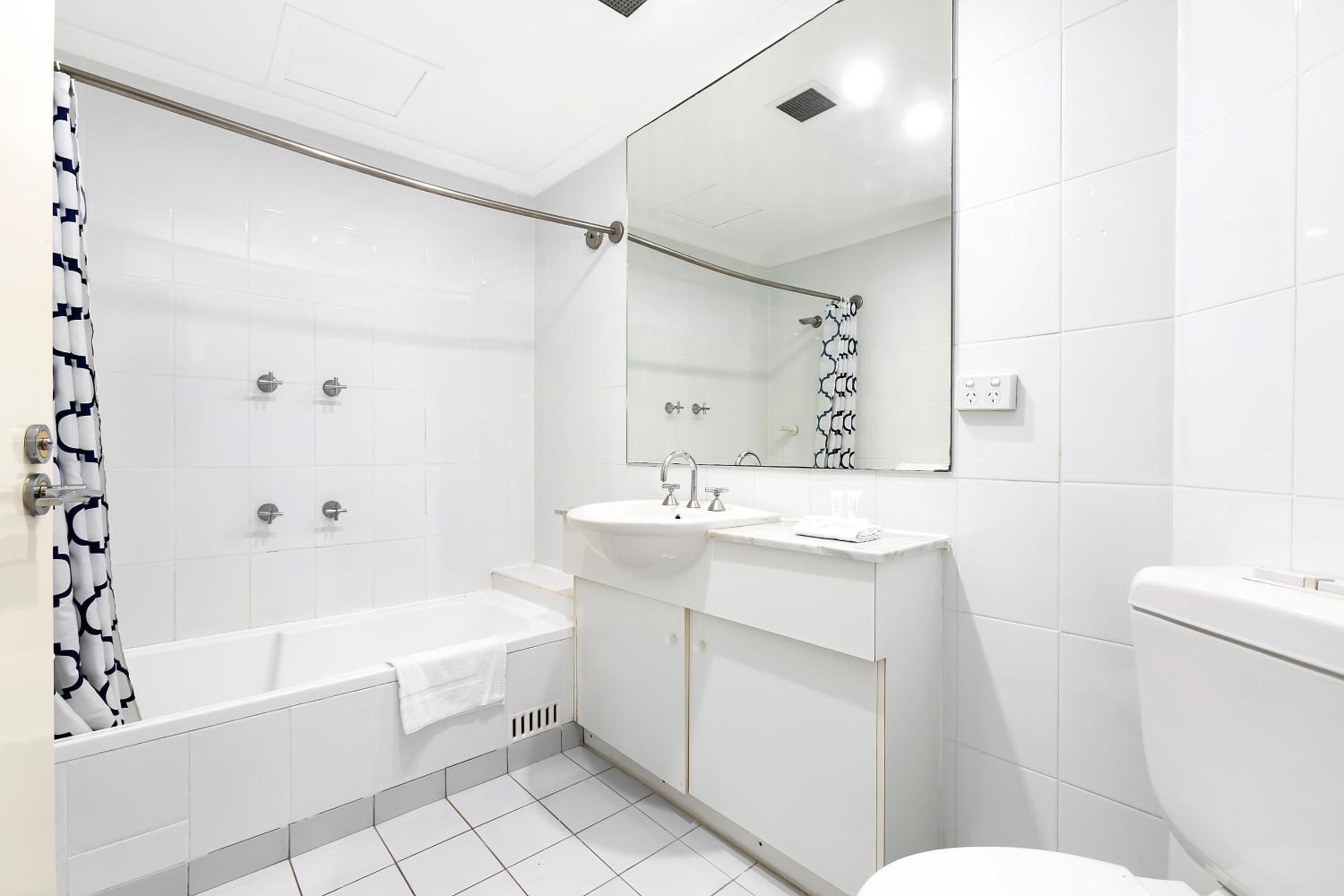 The Coogee View Beachfront Serviced Apartments