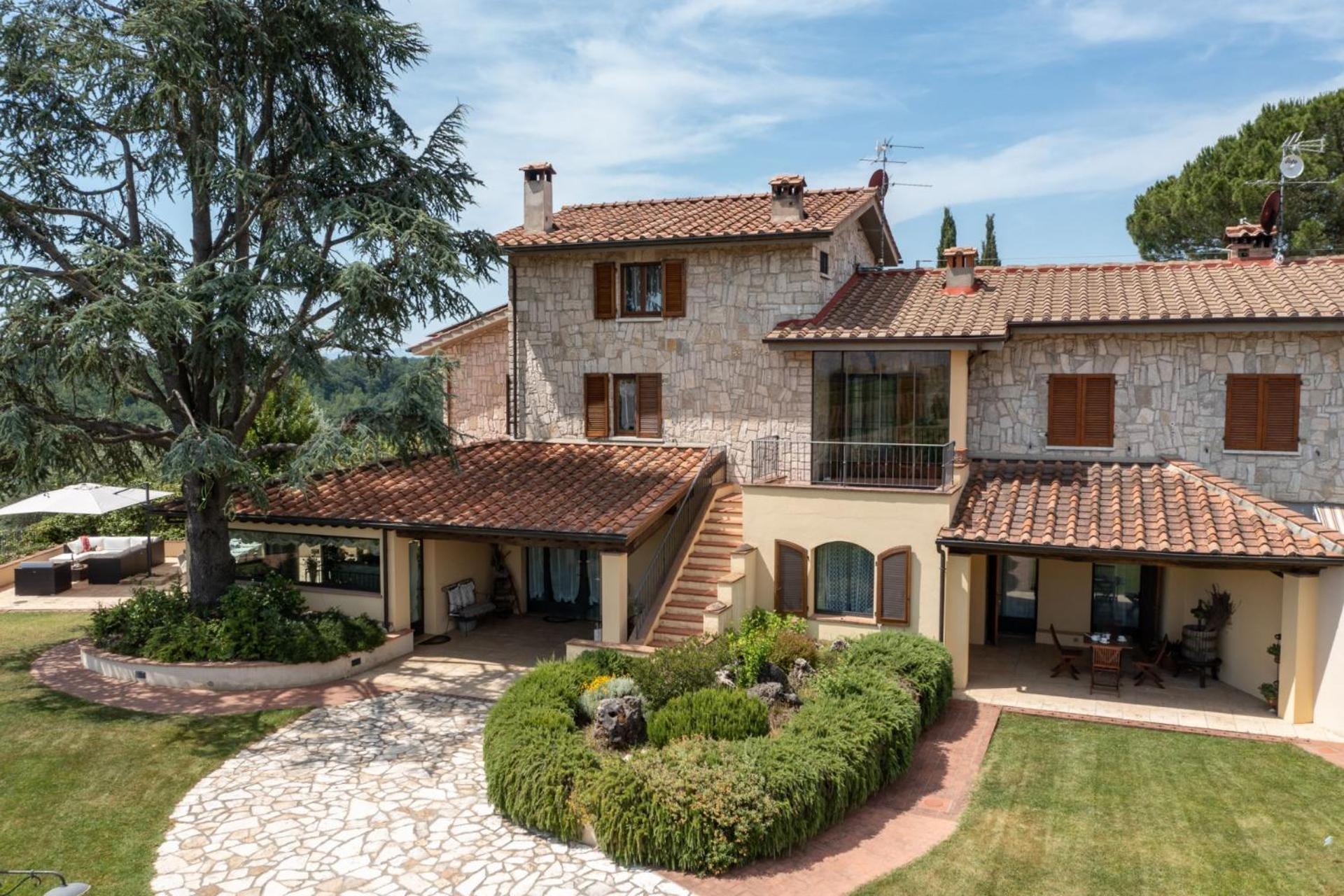 Villa L'Elsa view 5