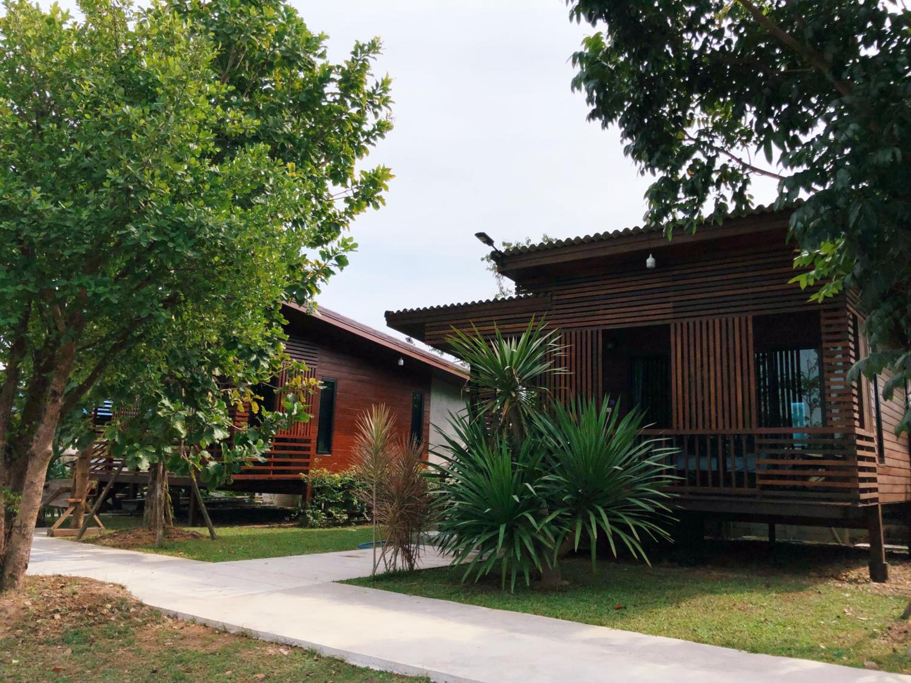 Hotel เพชรพิชชารีสอร์ท - Image 1