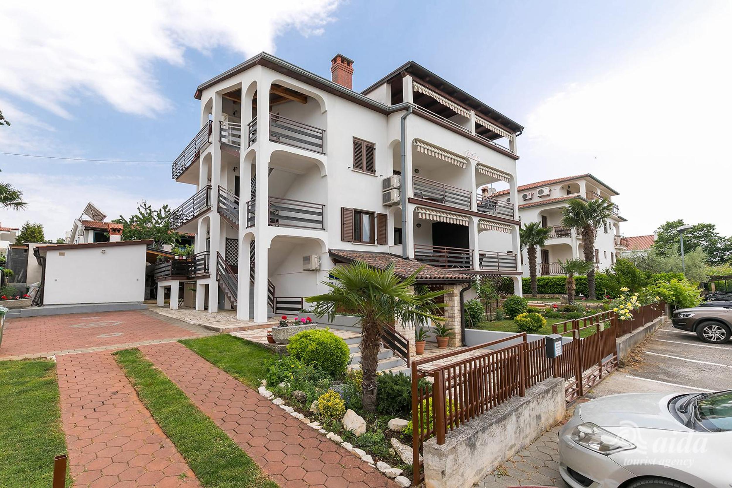 Hotel Spada Premium Apartments - Image 1