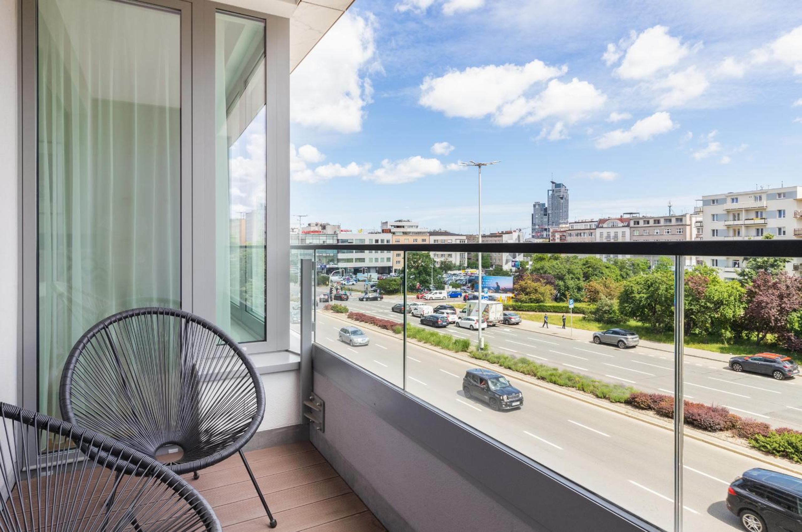 Apartament VESPA Beach Nearby by Renters view 2