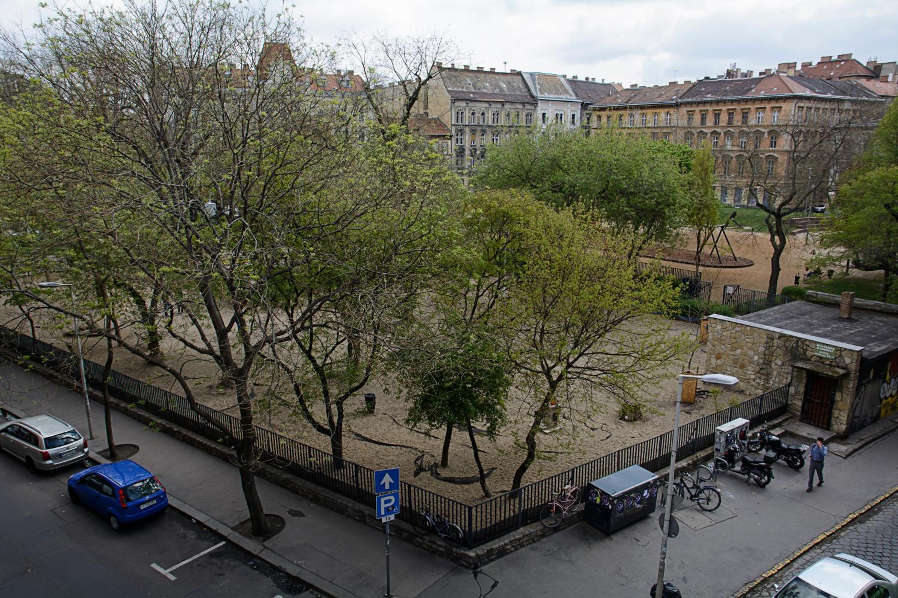 New - WalnutTree Double 12 Person Apartment central in Budapest - Hungary view 2
