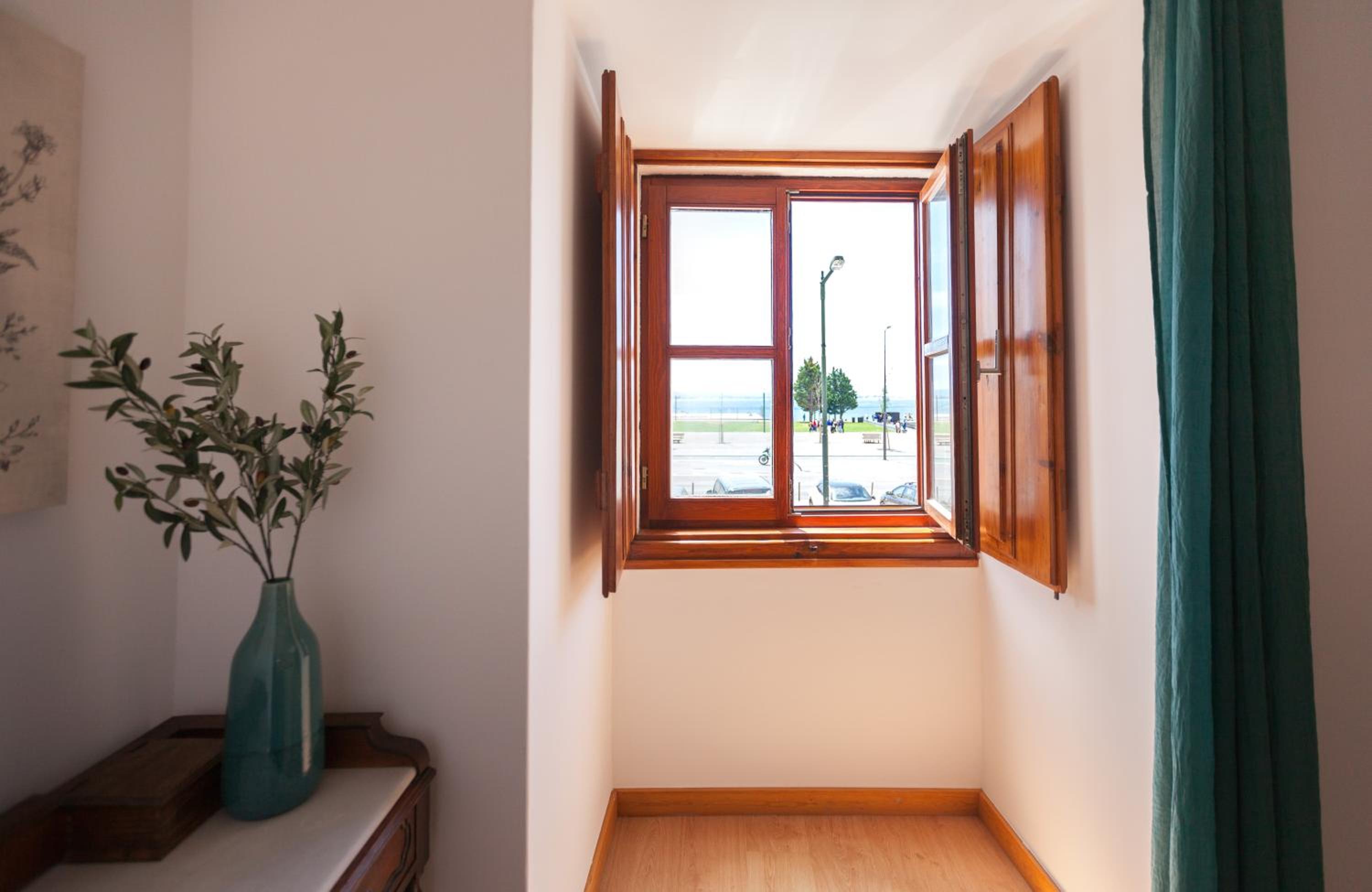 FLH Alfama Flat with River View view 3