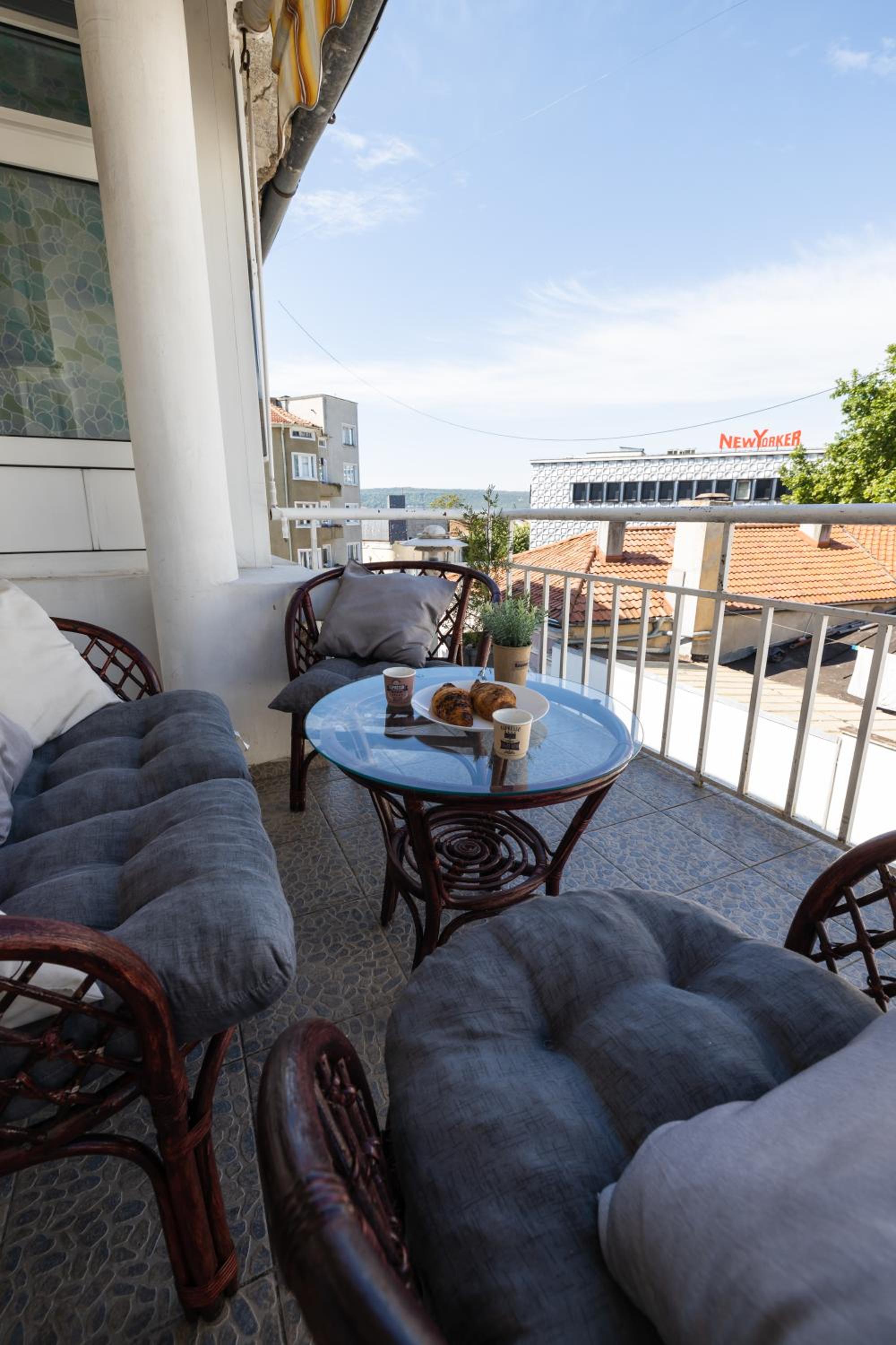 Hotel Promenade Rooftop Flat Cozy Terrace Netflix
