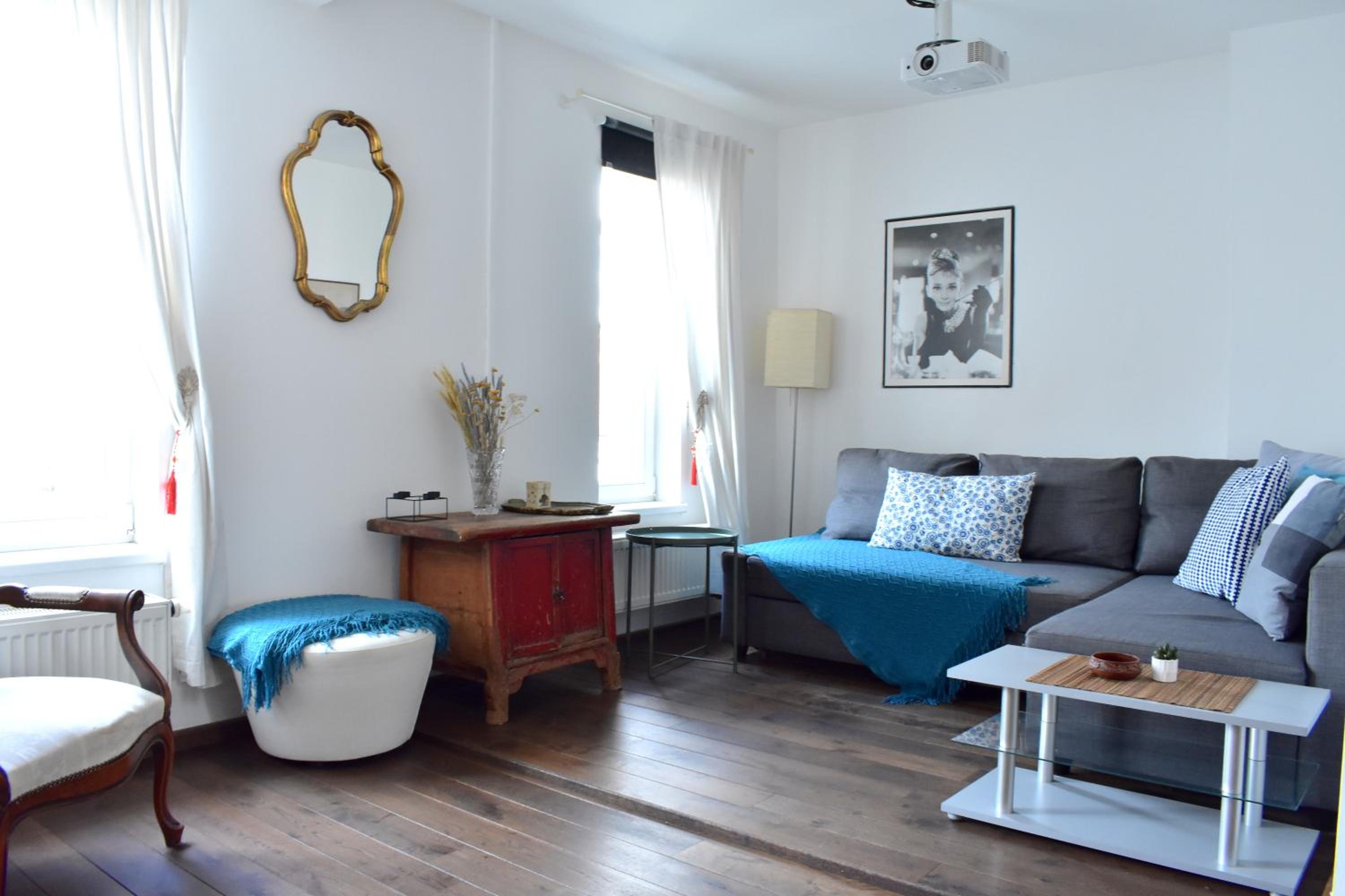 Lux Duplex rooftop loft with an amazing terrace & home cinema