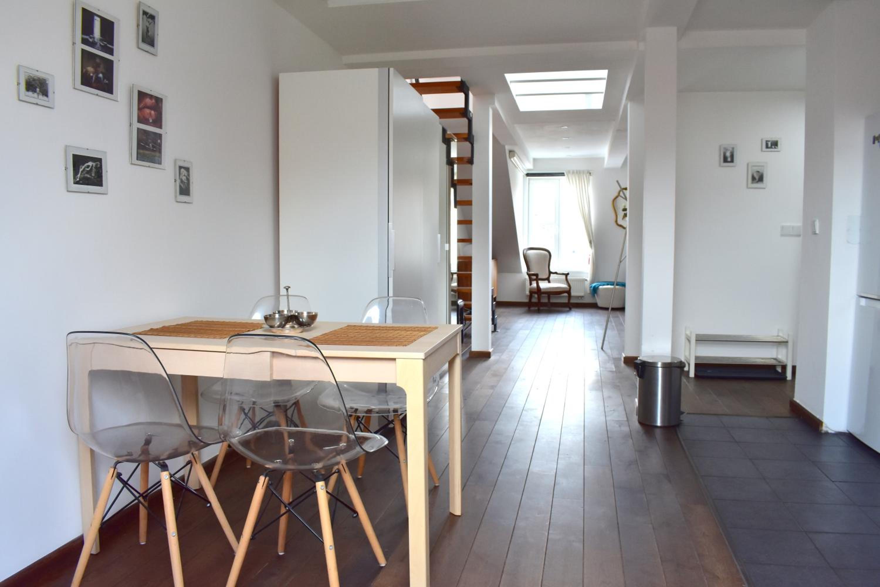 Lux Duplex rooftop loft with an amazing terrace & home cinema